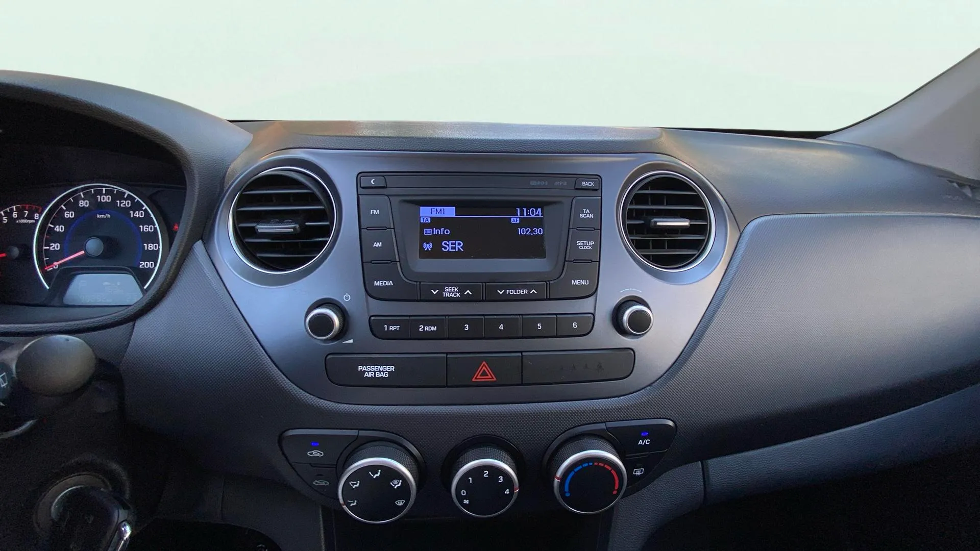 Hyundai i10 1.0 Klass - foto 9