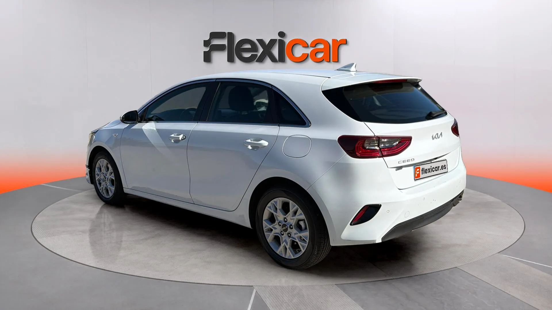 Kia Ceed 1.6 MHEV iMT Drive - foto 5