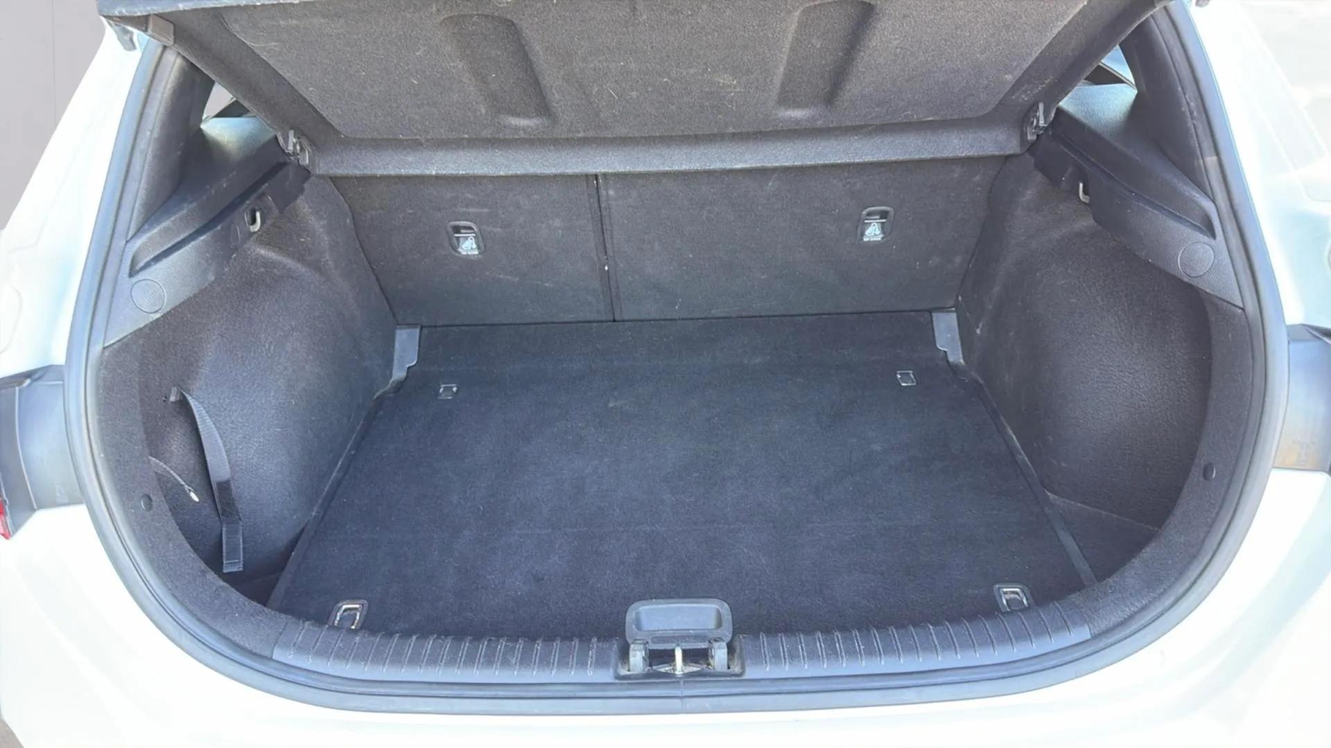 Kia Ceed 1.6 MHEV iMT Drive - foto 21