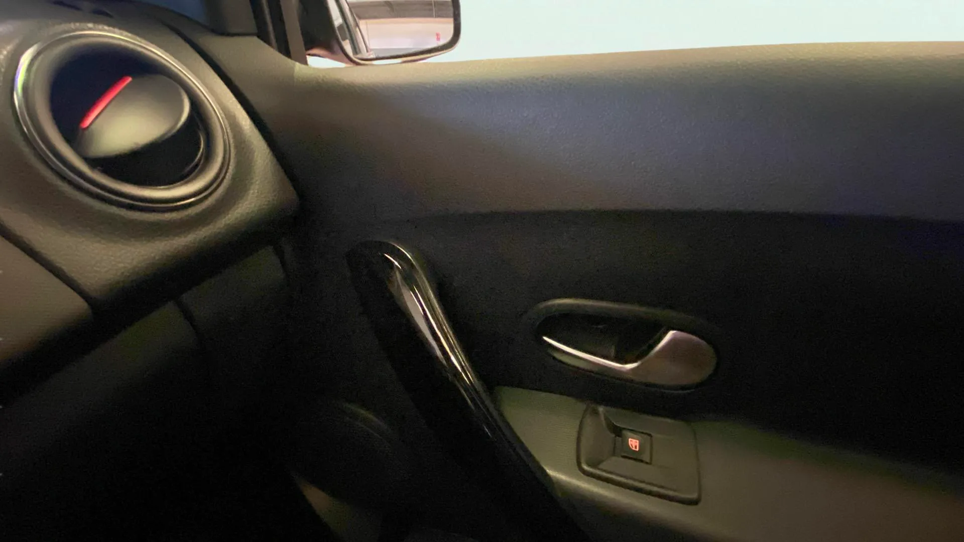 Dacia Sandero Serie Lim 2019 TCe GLP - foto 22