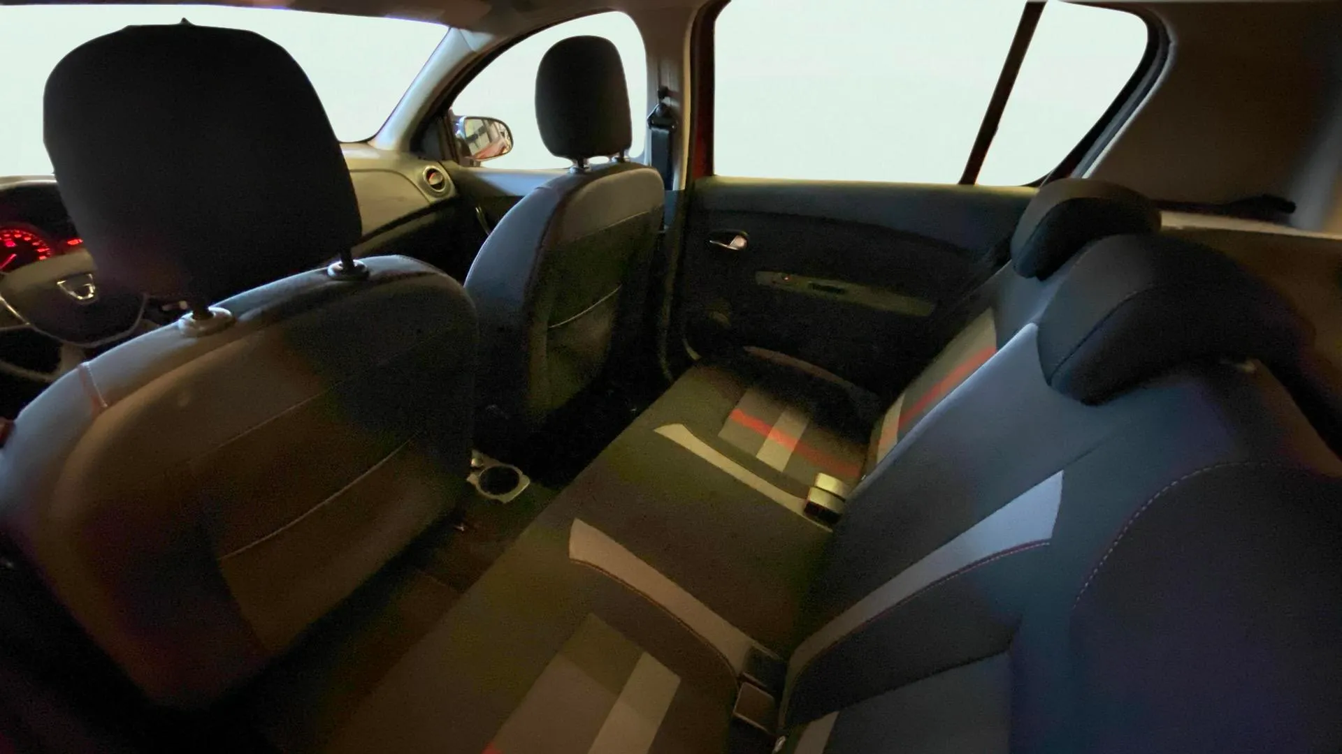 Dacia Sandero Serie Lim 2019 TCe GLP - foto 19