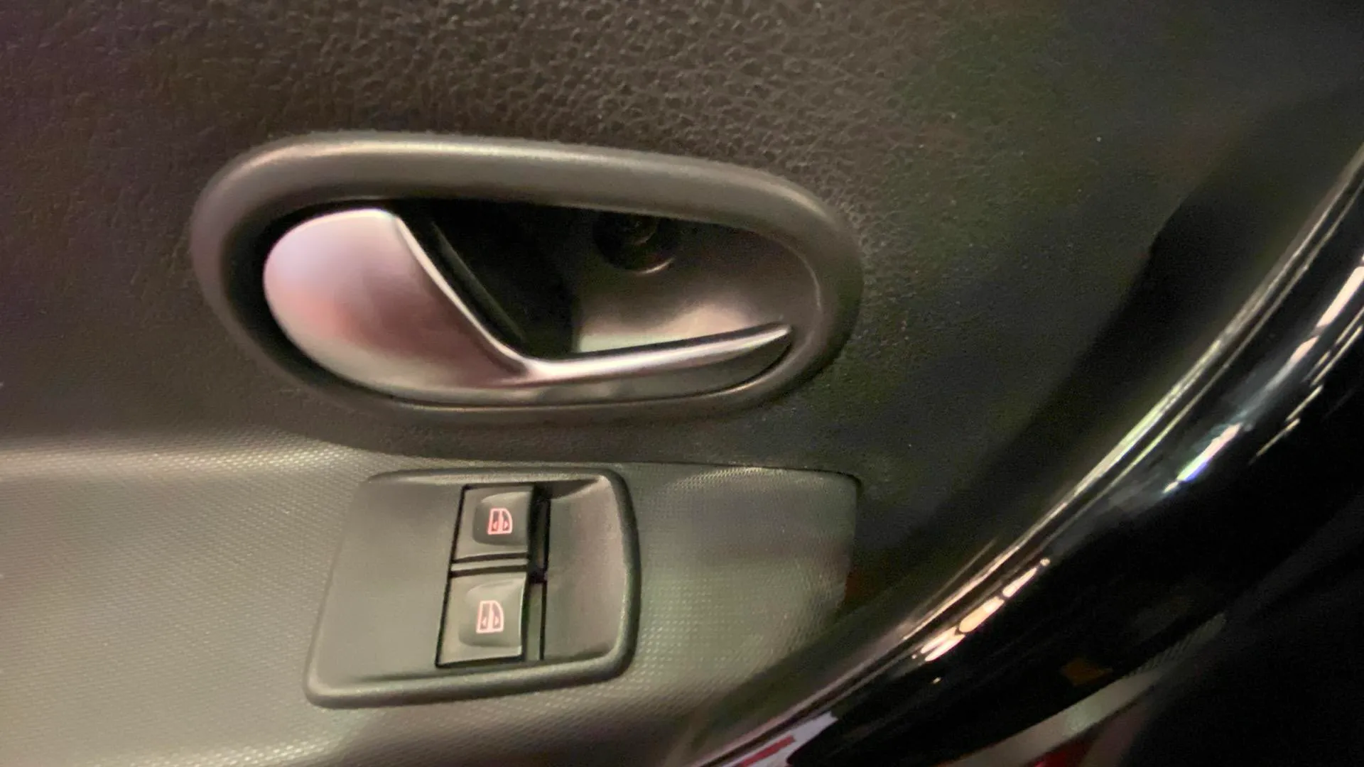 Dacia Sandero Serie Lim 2019 TCe GLP - foto 21