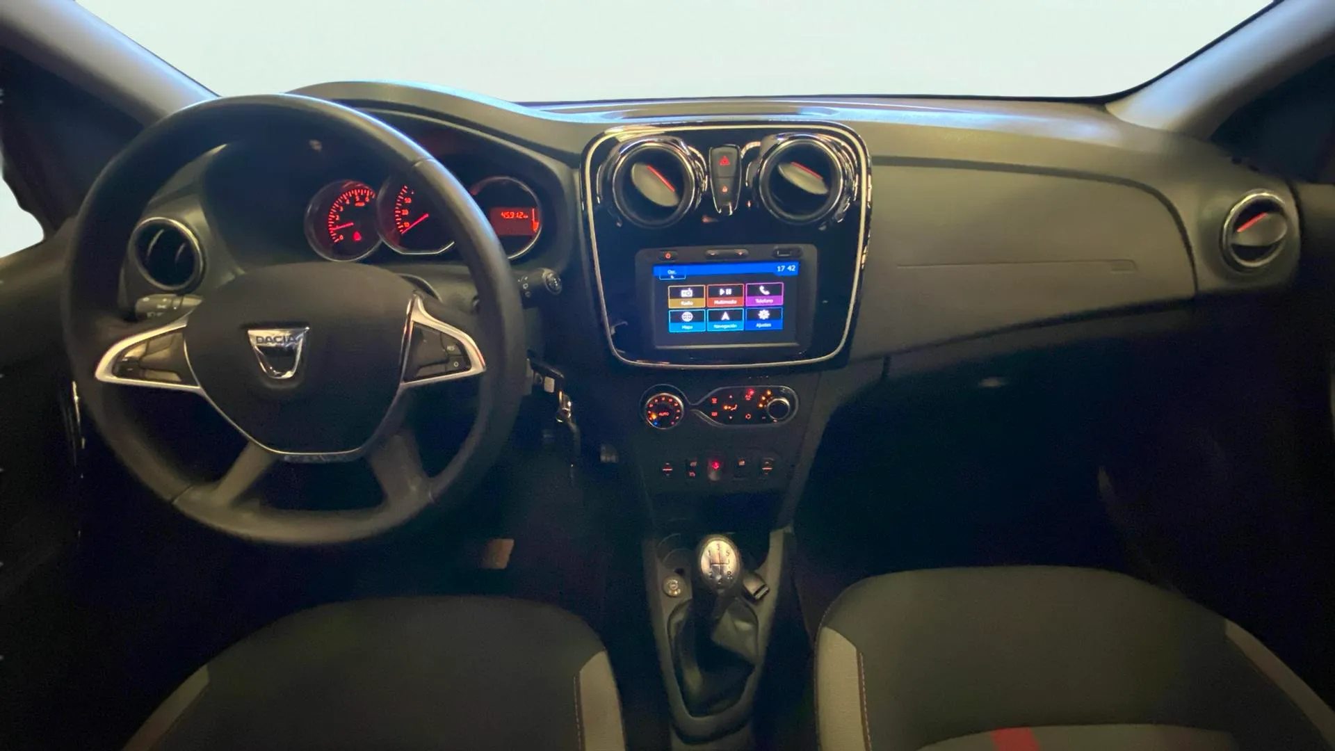 Dacia Sandero Serie Lim 2019 TCe GLP - foto 16