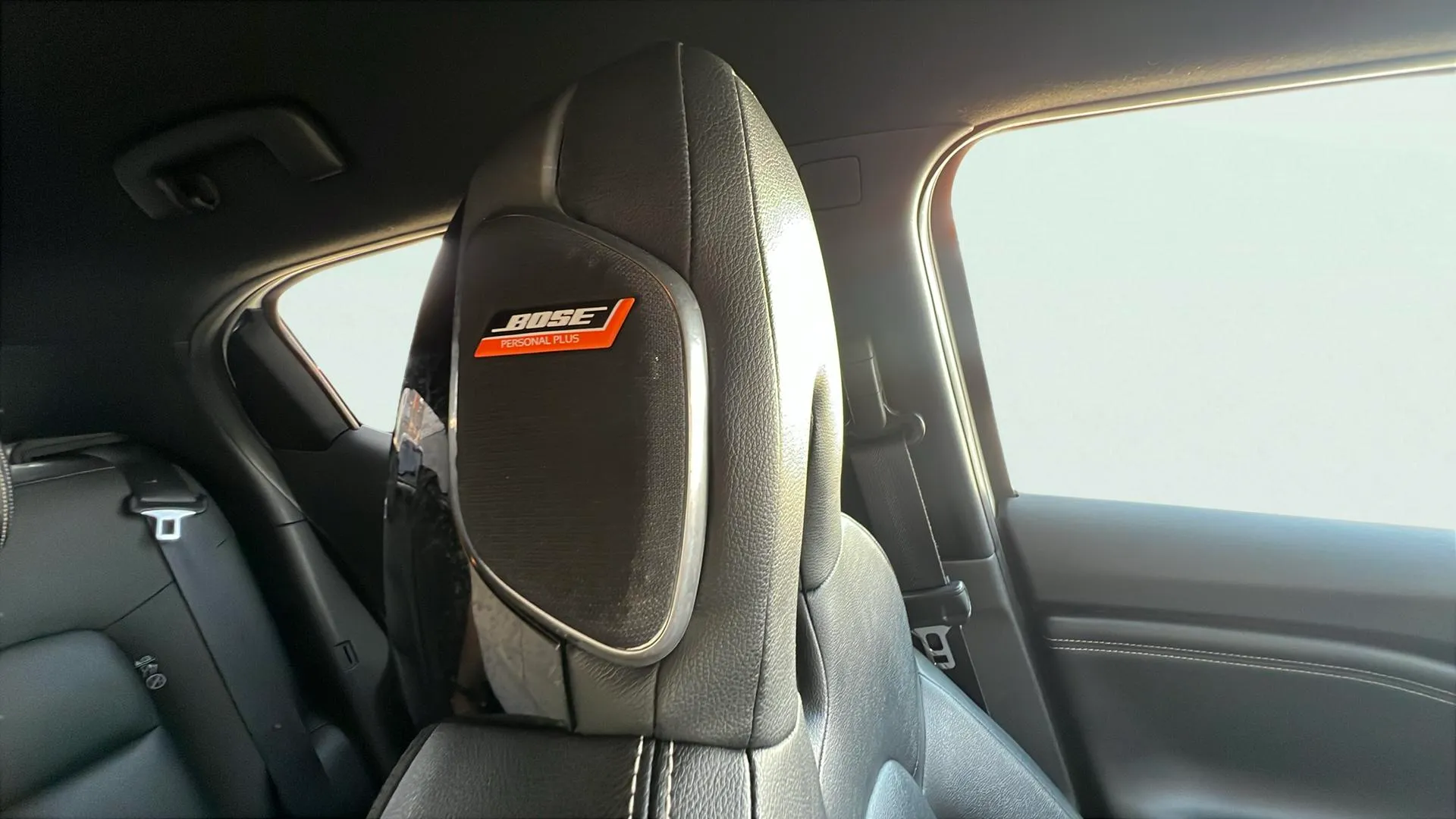 Nissan Juke DIG-T Tekna - foto 13