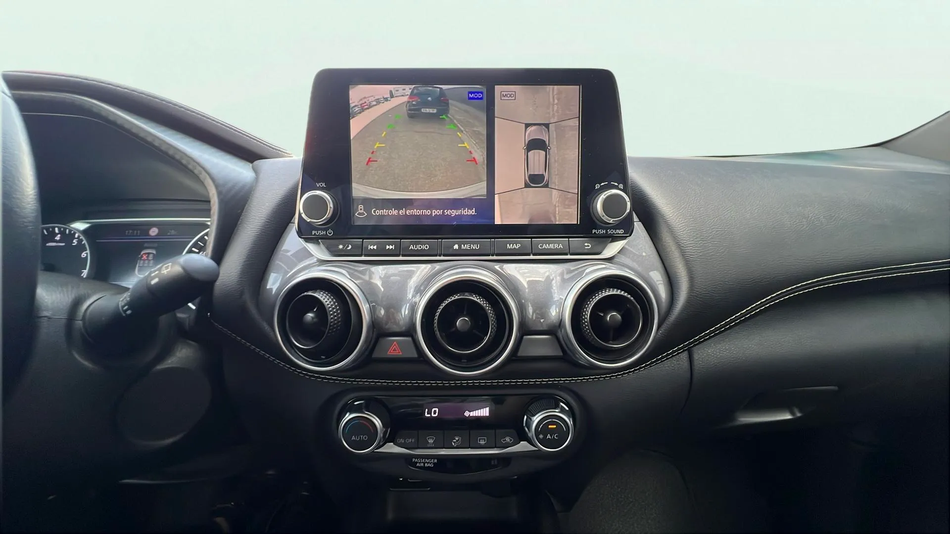Nissan Juke DIG-T Tekna - foto 9