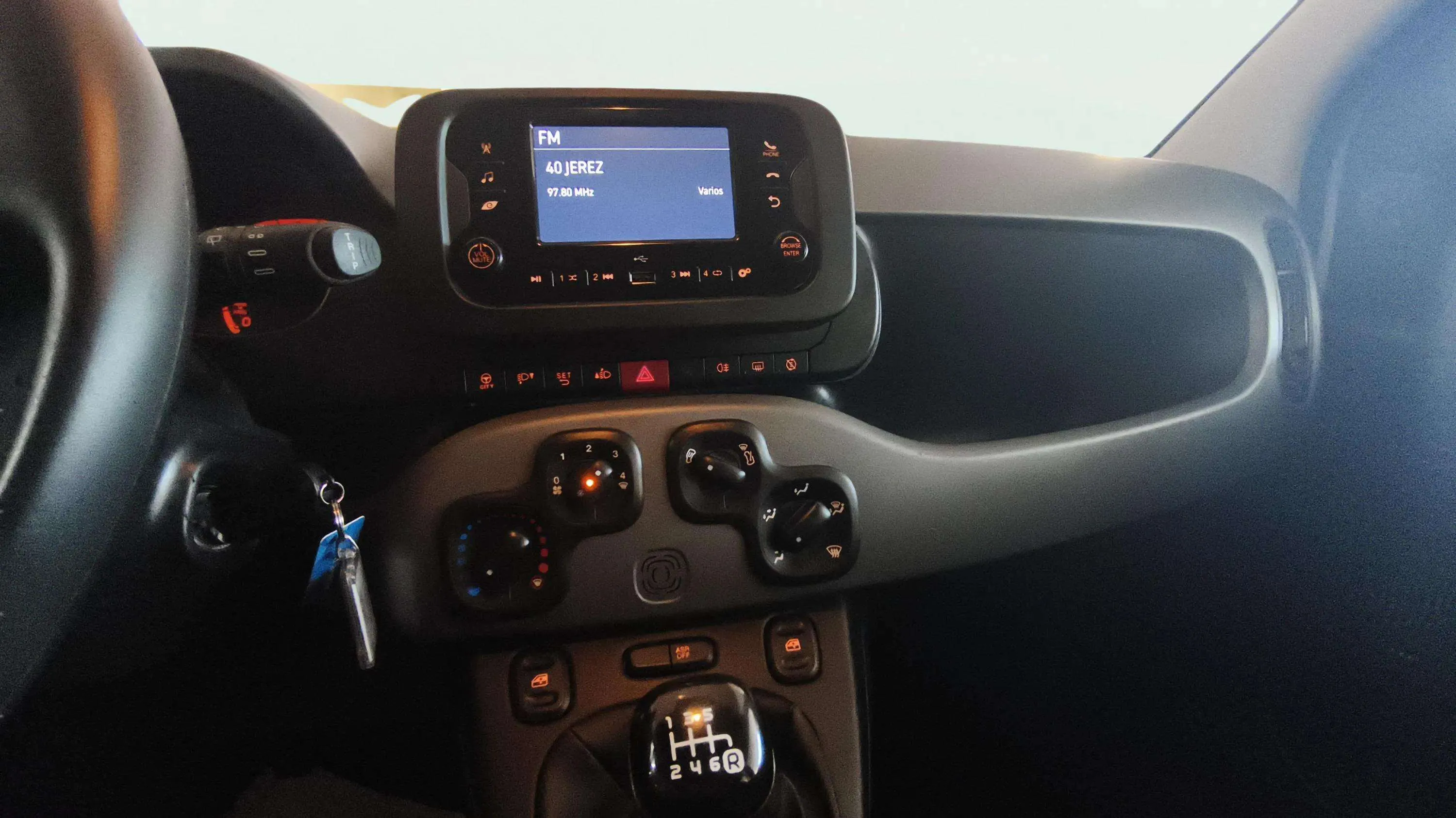 Fiat Panda City Life Hybrid 1.0 Gse - foto 23