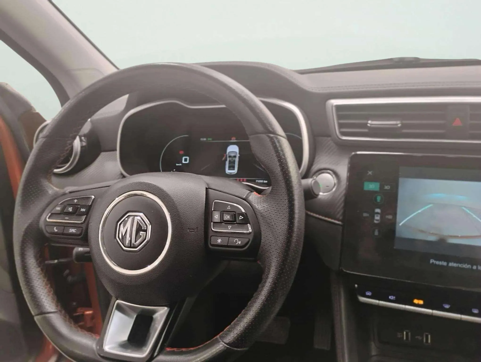 MG ZS 1.0T Luxury - foto 11