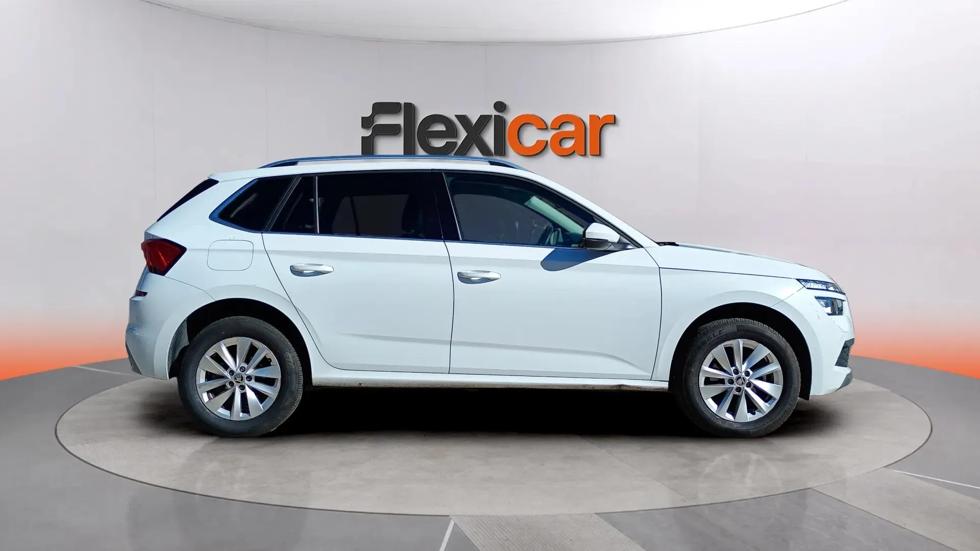 Škoda Kamiq 1.0 TSI Ambition - foto 2