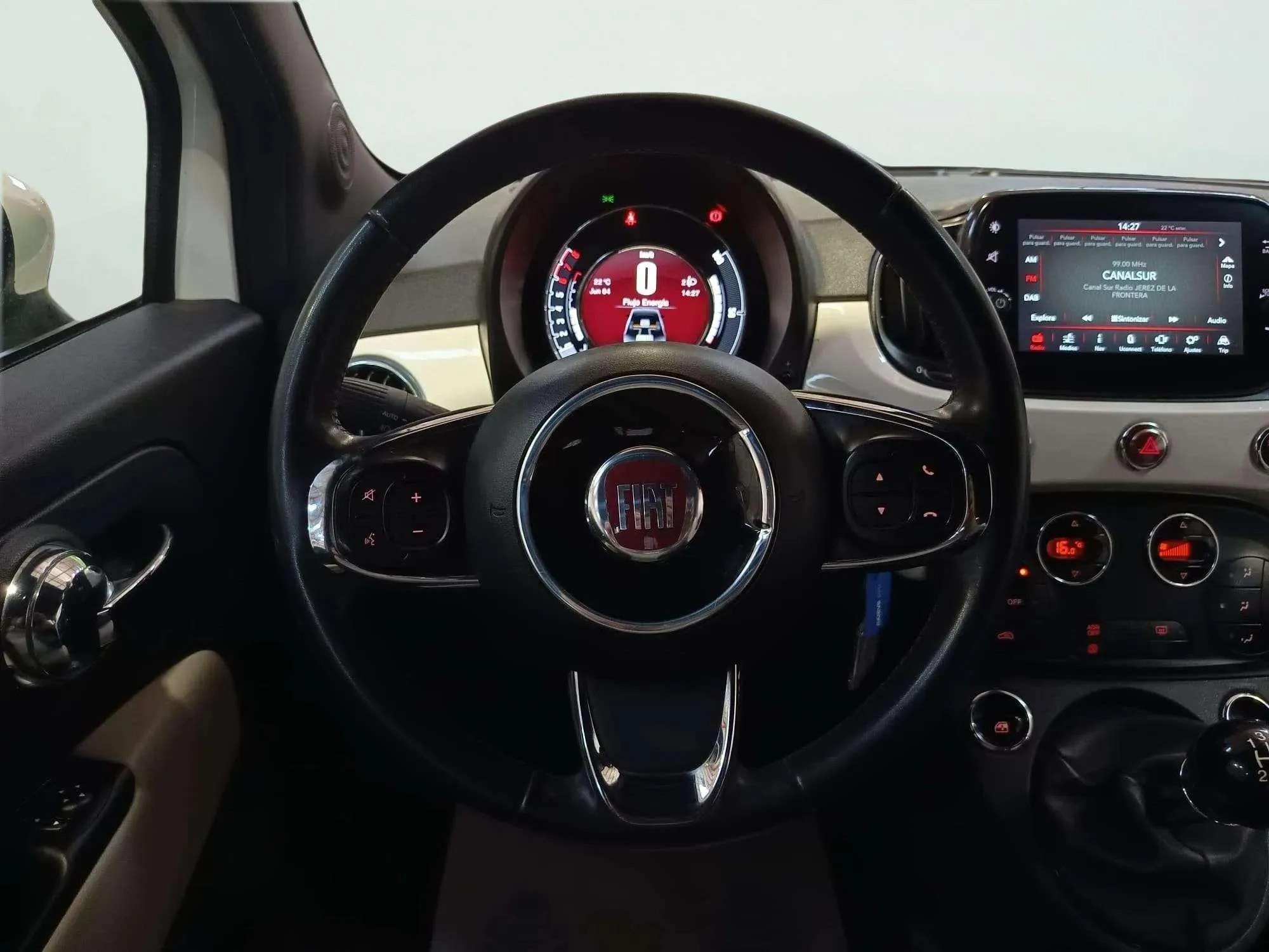 Fiat 500 Club 1.0 Hybrid - foto 13