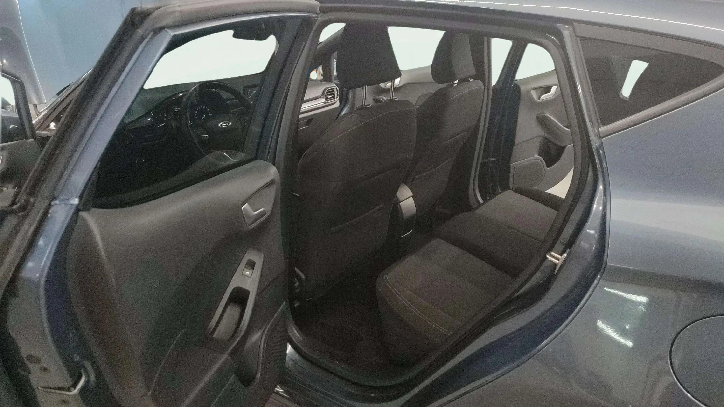 Ford Fiesta 1.0 EcoBoost MHEV ST-Line - foto 5