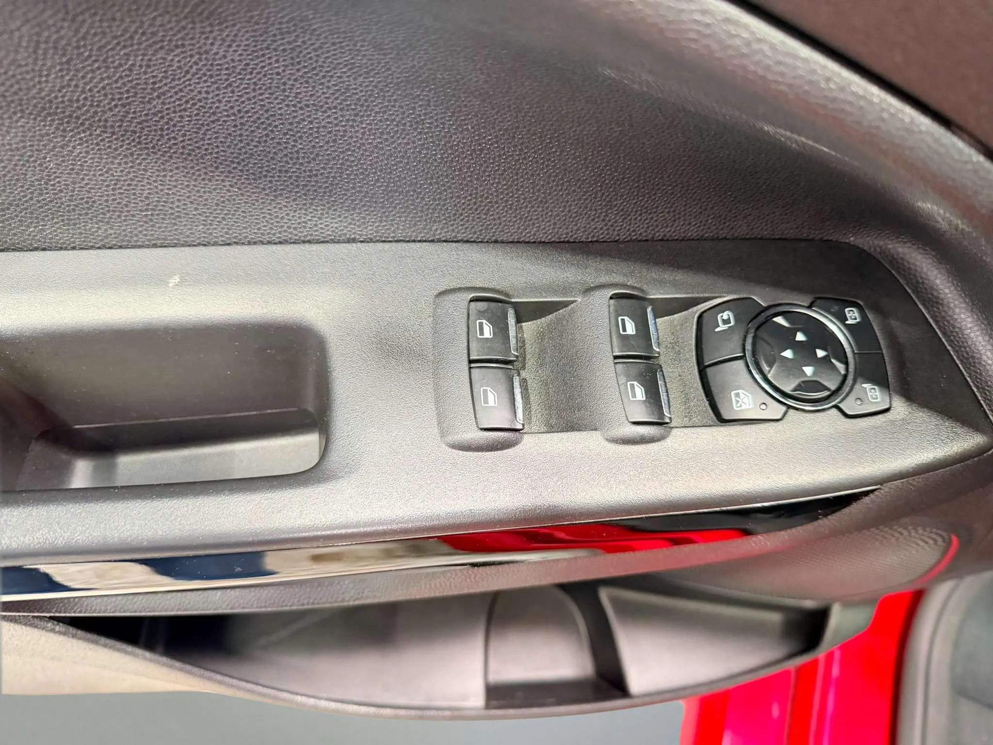 Ford EcoSport 1.0T EcoBoost ST Line - foto 11