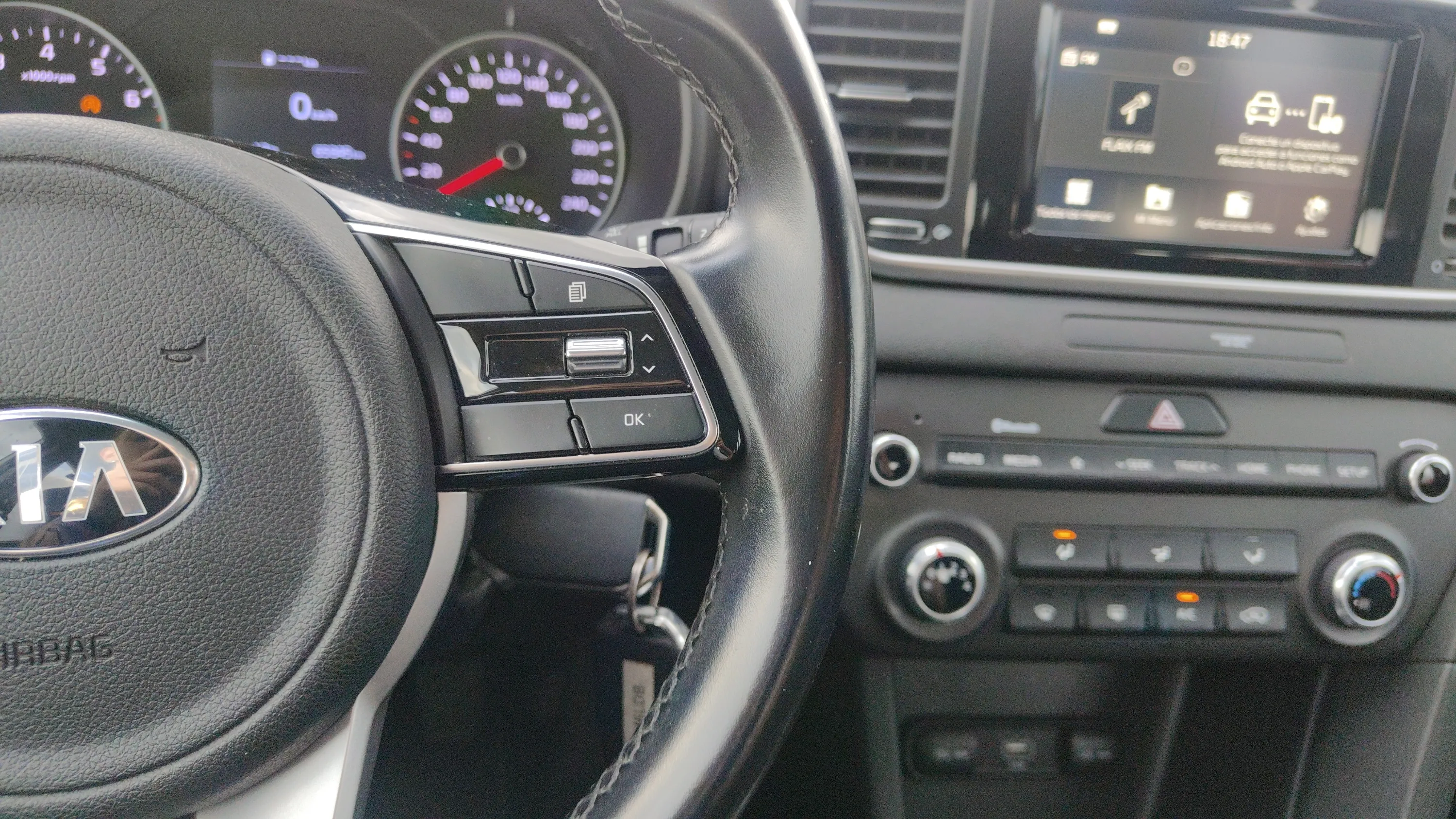 Kia Sportage 1.6 GDi Business 4x2 - foto 17