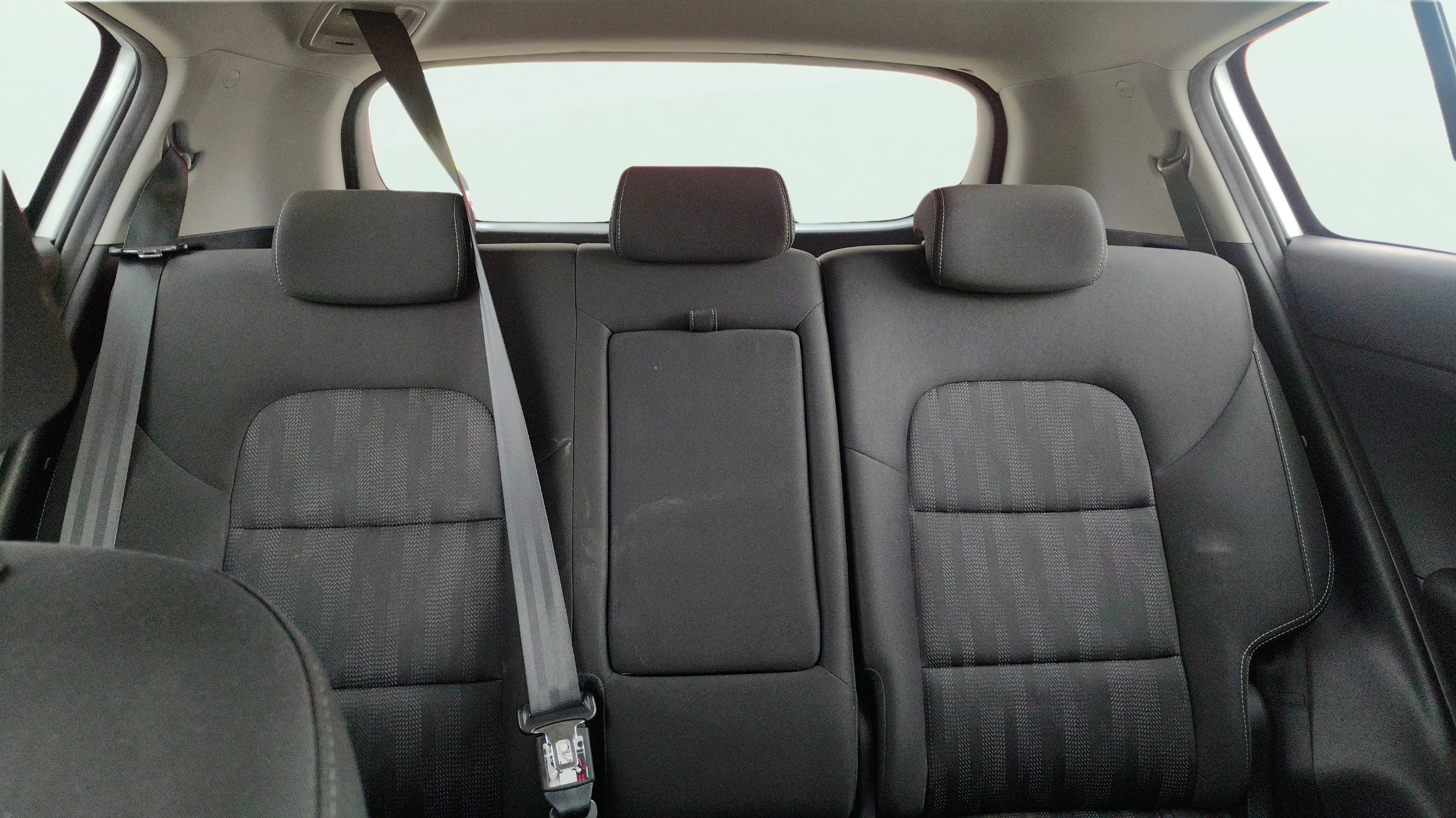 Kia Sportage 1.6 GDi Business 4x2 - foto 15
