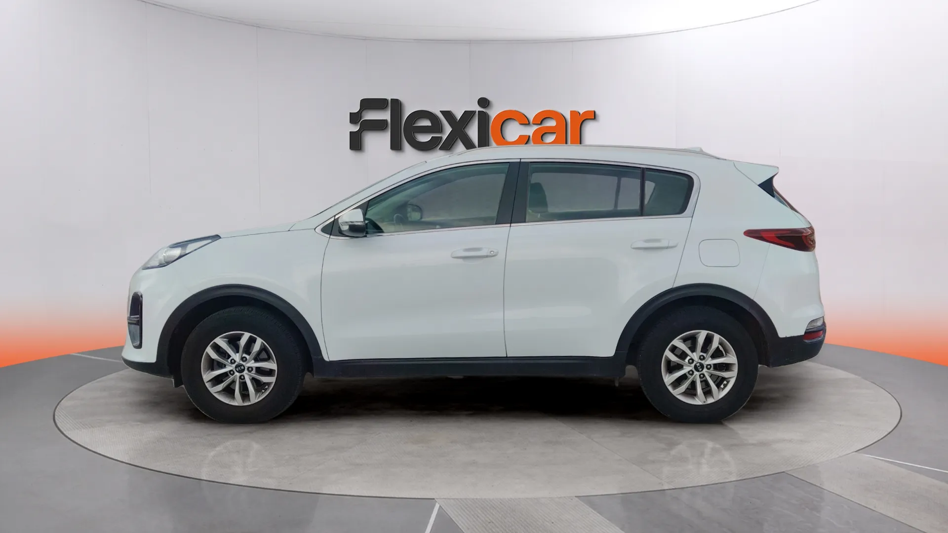 Kia Sportage 1.6 GDi Business 4x2 - foto 4