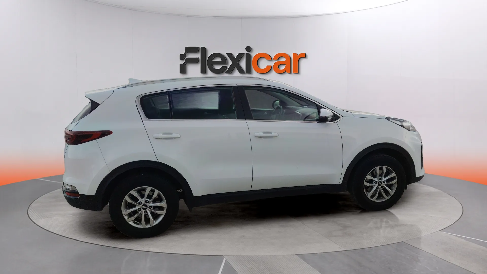Kia Sportage 1.6 GDi Business 4x2 - foto 8