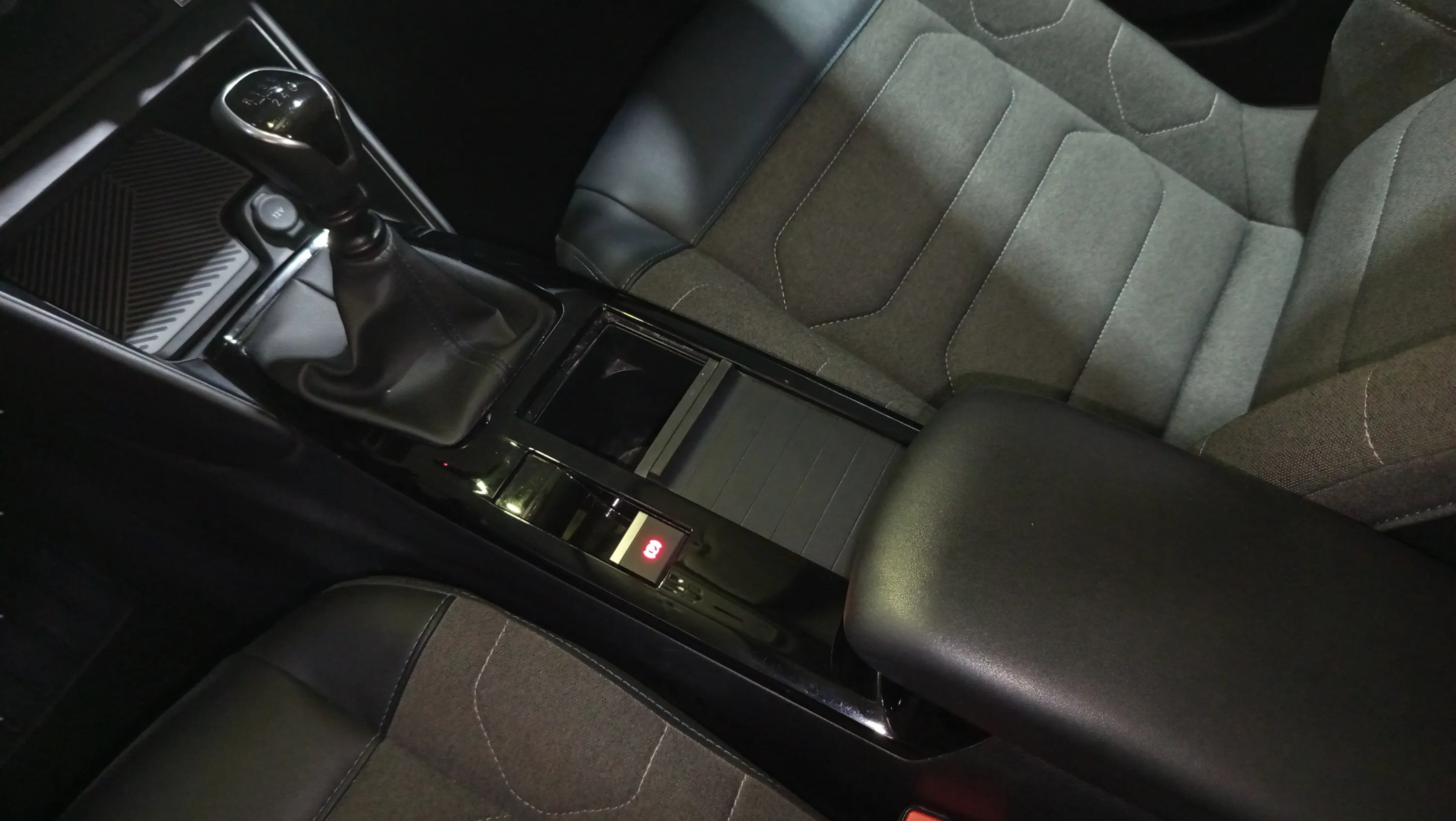 Citroën C4 PureTech 130 Shine - foto 16
