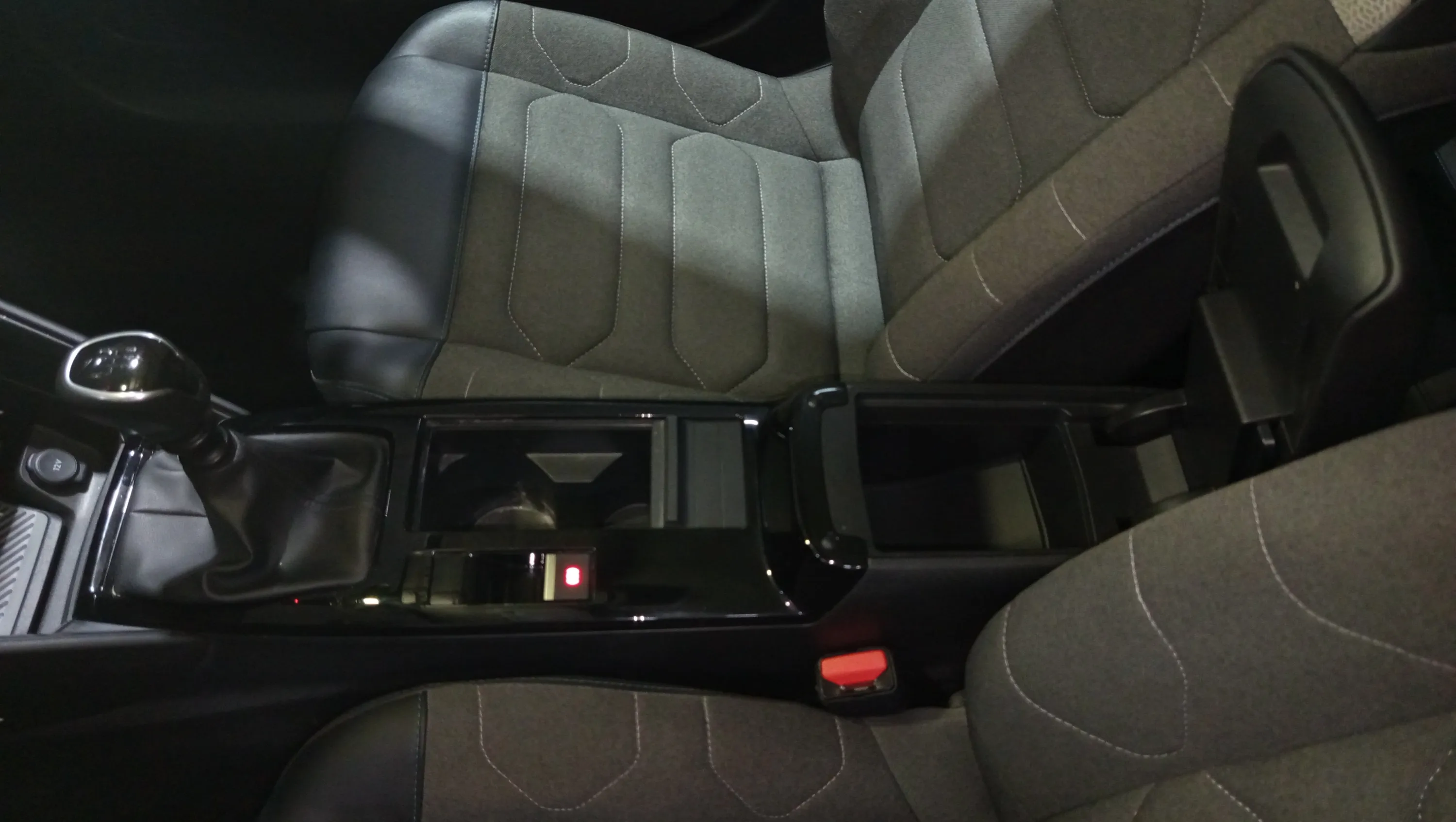 Citroën C4 PureTech 130 Shine - foto 15