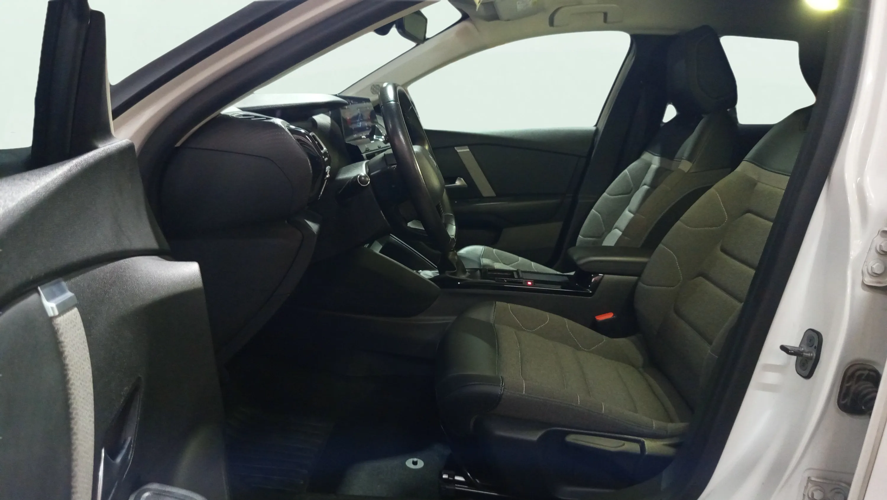 Citroën C4 PureTech 130 Shine - foto 26