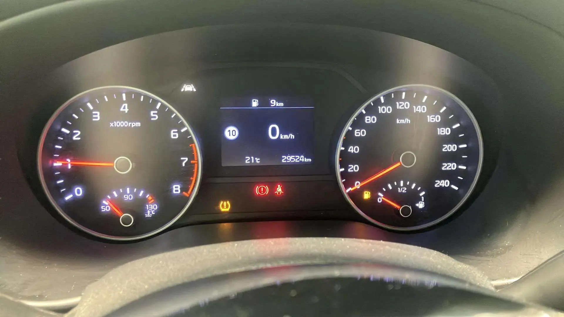 Kia Sportage 1.6 GDi Black Edition 4x2 - foto 8