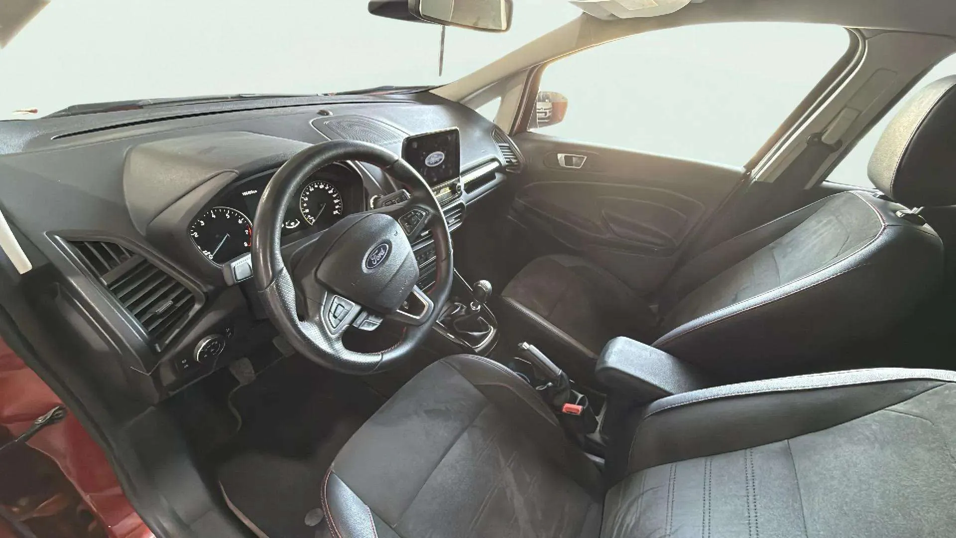 Ford EcoSport 1.0T EcoBoost ST Line - foto 7