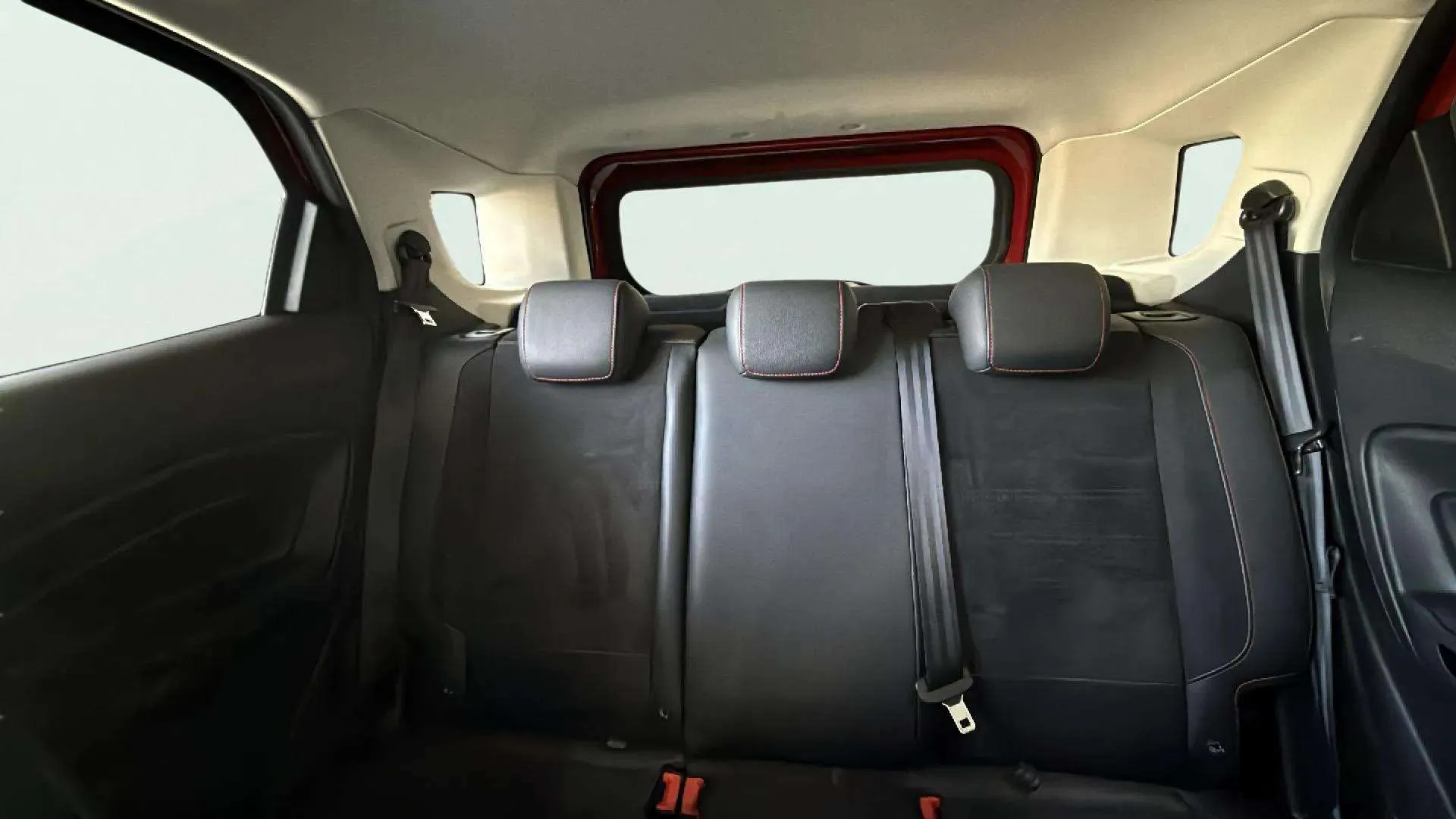 Ford EcoSport 1.0T EcoBoost ST Line - foto 13