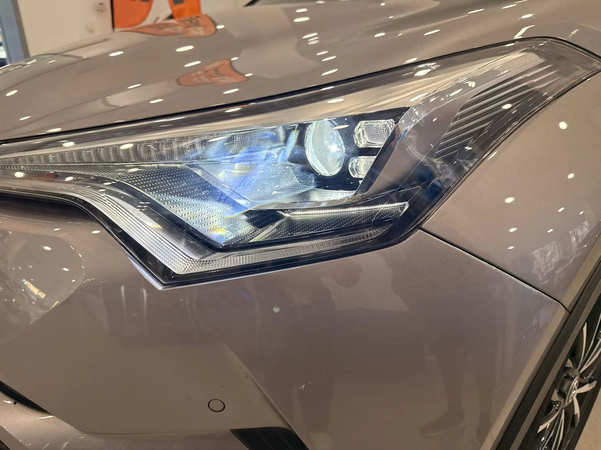 Toyota C-HR 1.8 125H Active - foto 27