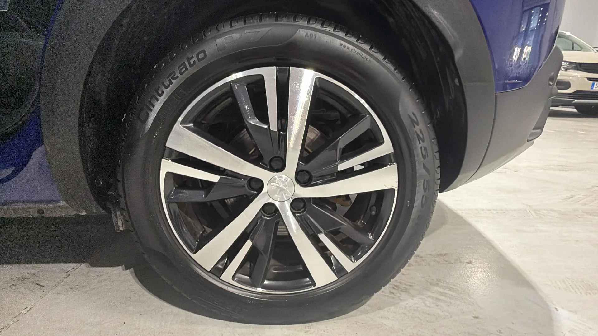 Peugeot 3008 1.5 BlueHDi Allure EAT8 - foto 19