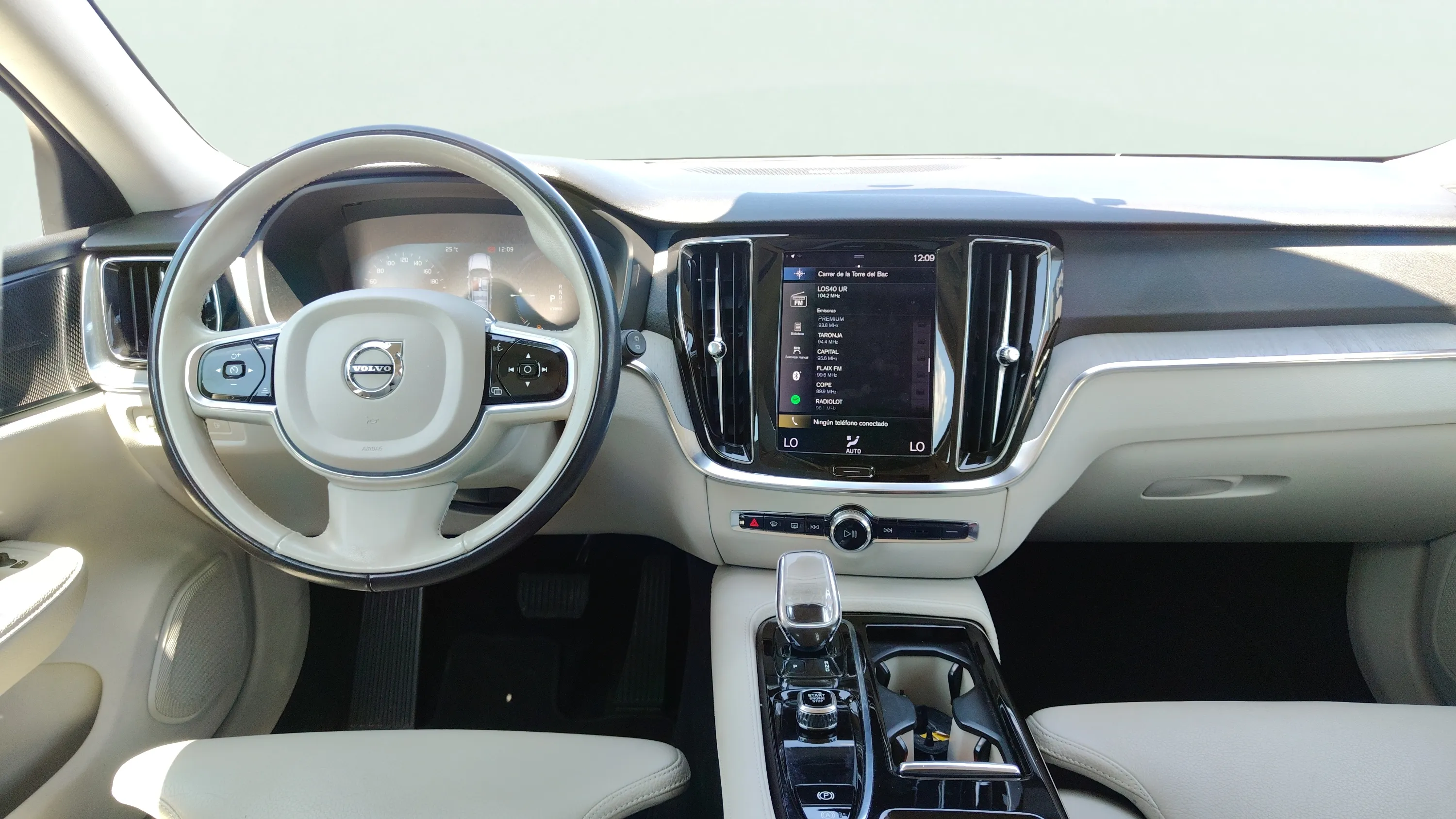 Volvo V60 2.0 T6 AWD Business Plus - foto 9