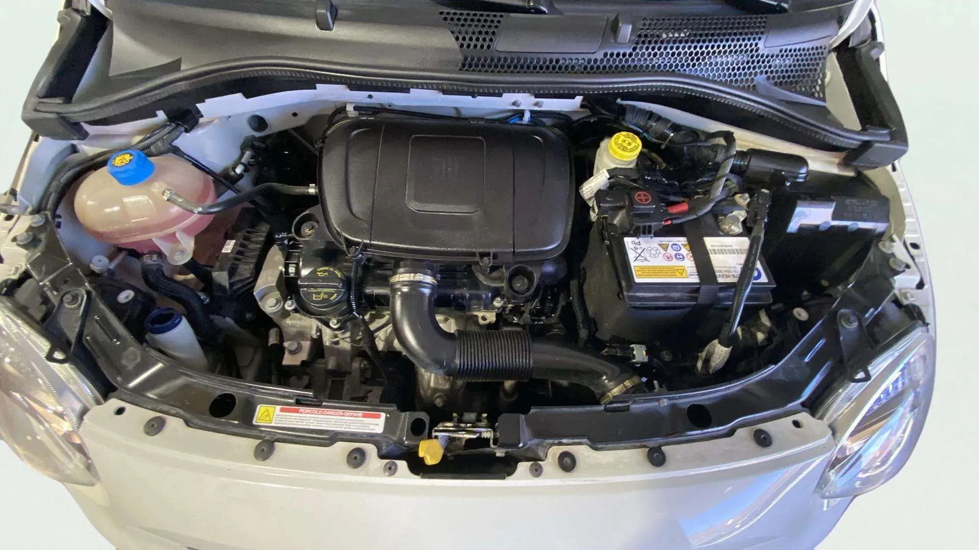 Fiat 500 Club 1.0 Hybrid - foto 26