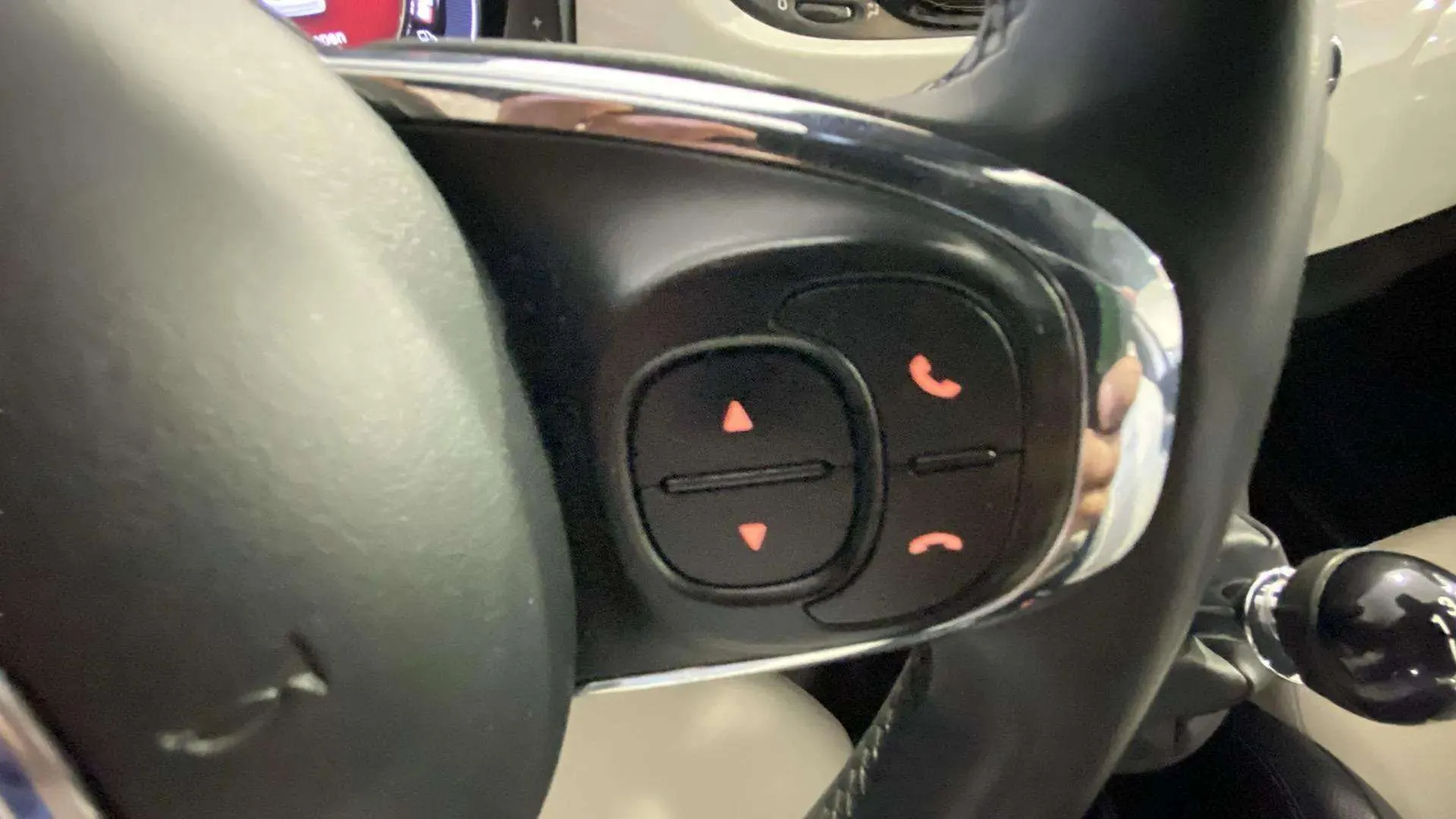 Fiat 500 Club 1.0 Hybrid - foto 19