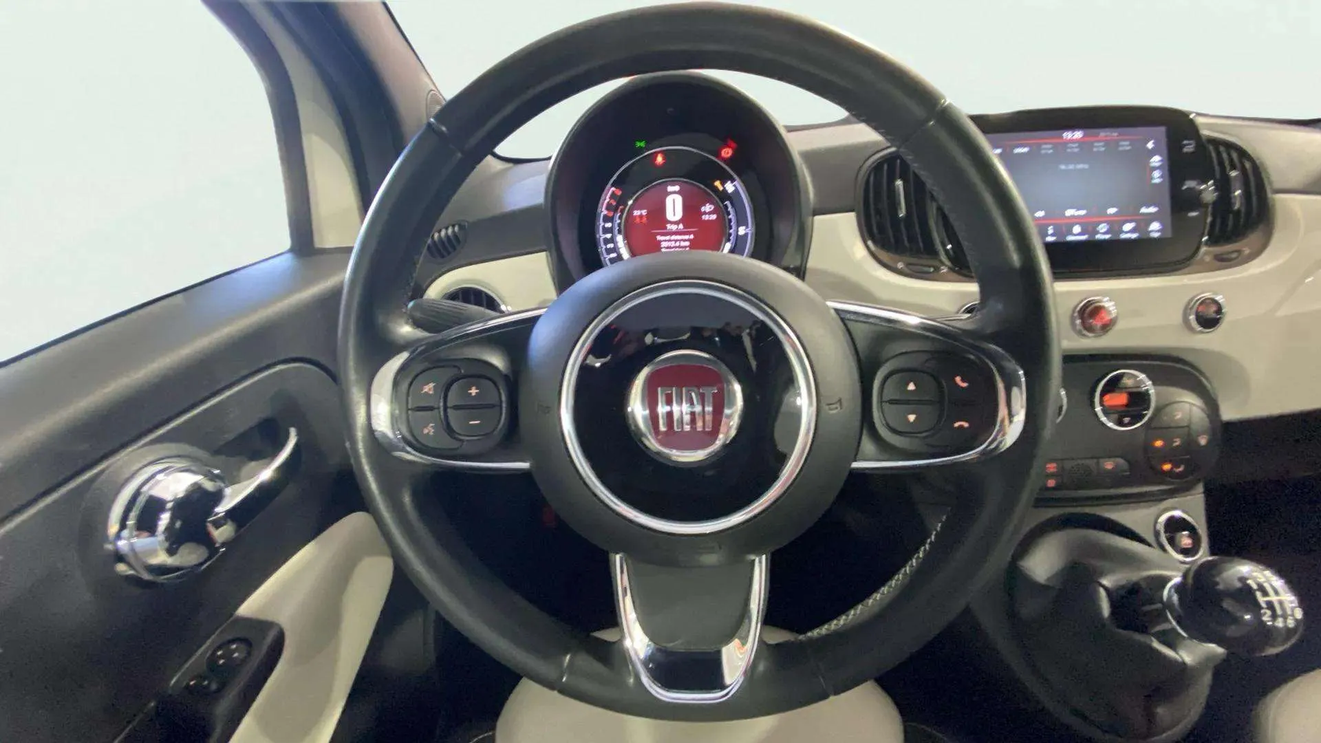 Fiat 500 Club 1.0 Hybrid - foto 9
