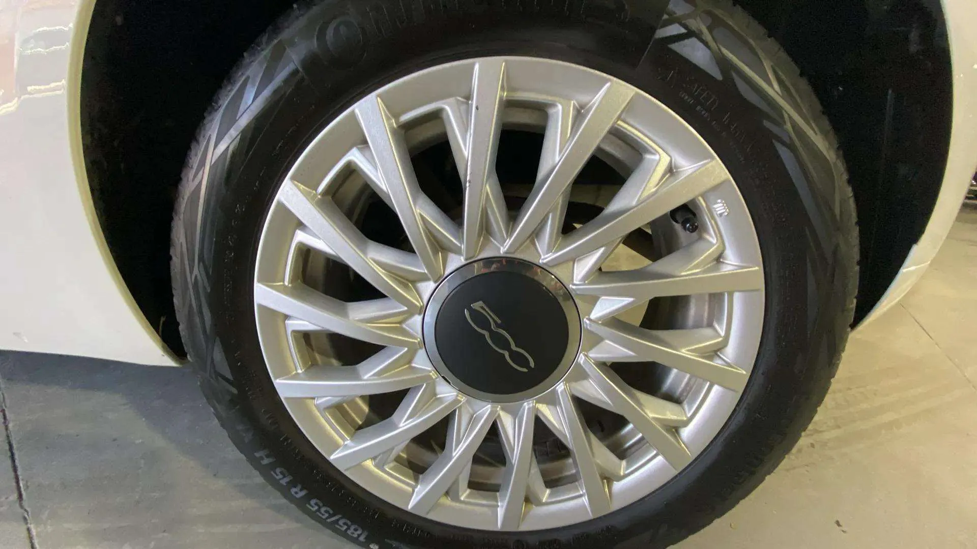 Fiat 500 Club 1.0 Hybrid - foto 25