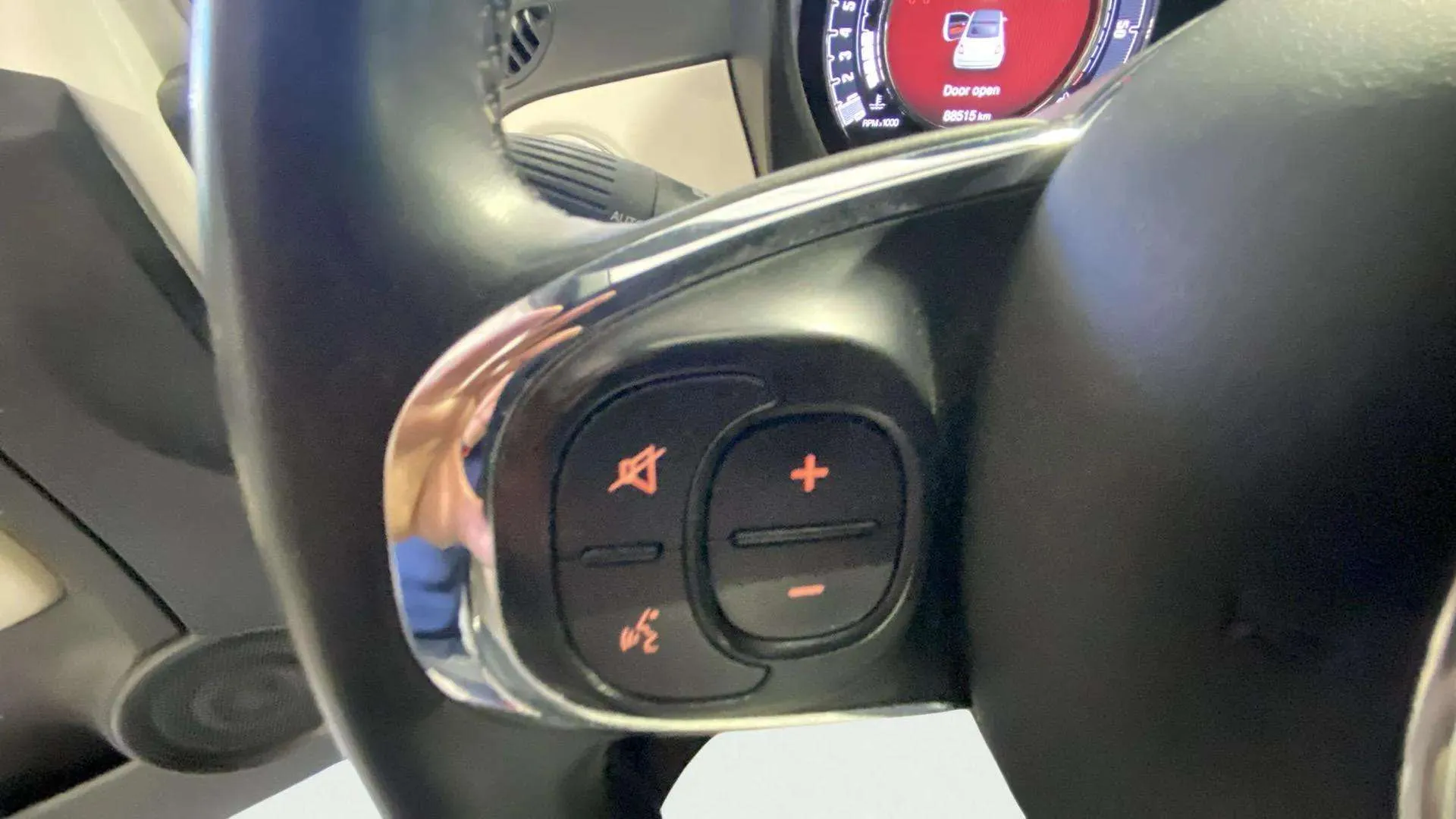 Fiat 500 Club 1.0 Hybrid - foto 18