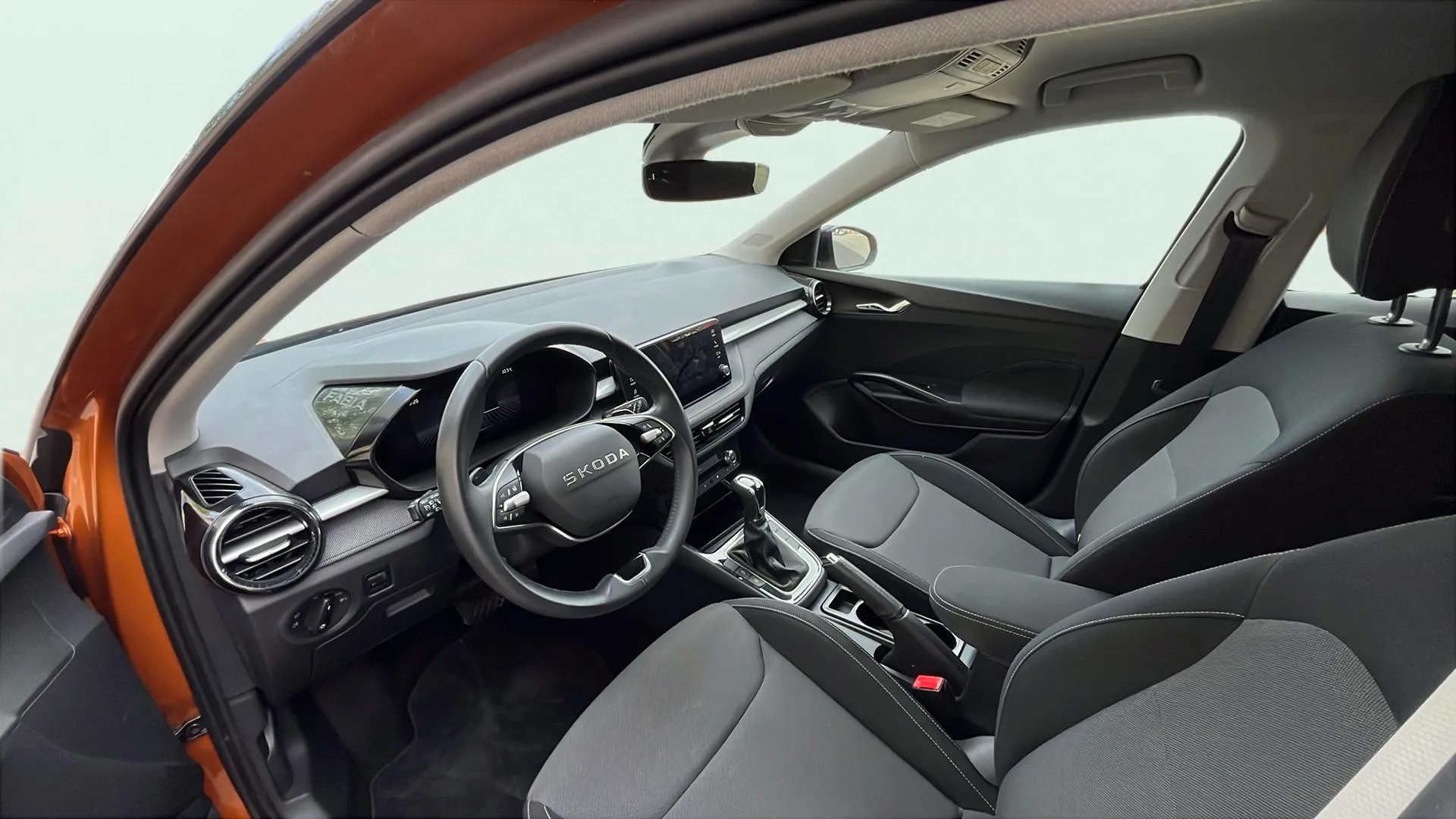 Škoda Fabia 1.0 TSI DSG Selection - foto 6