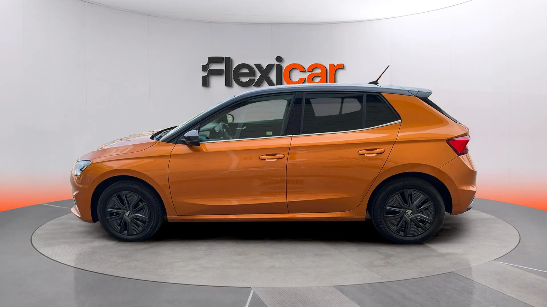 Škoda Fabia 1.0 TSI DSG Selection - foto 5