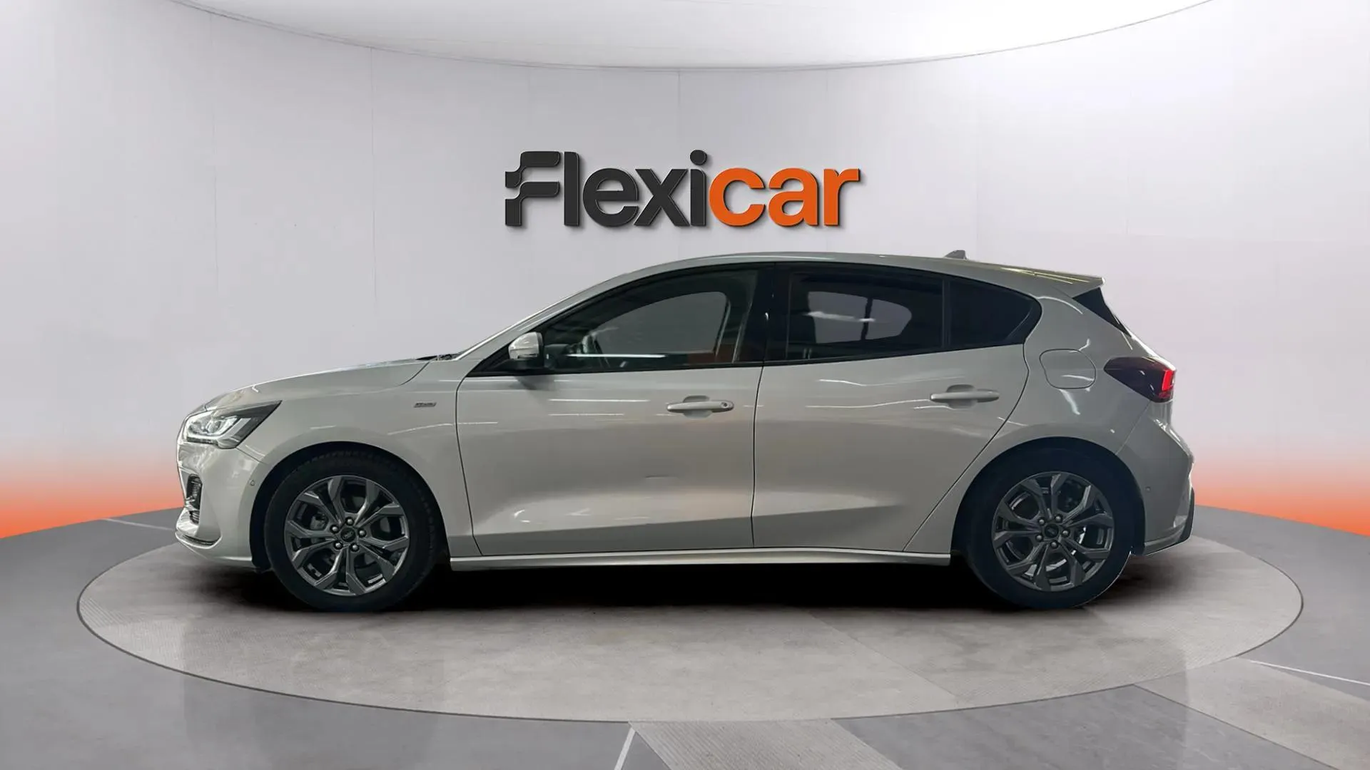 Ford Focus 1.0 EcoBoost MHEV Active Design SIP - foto 5