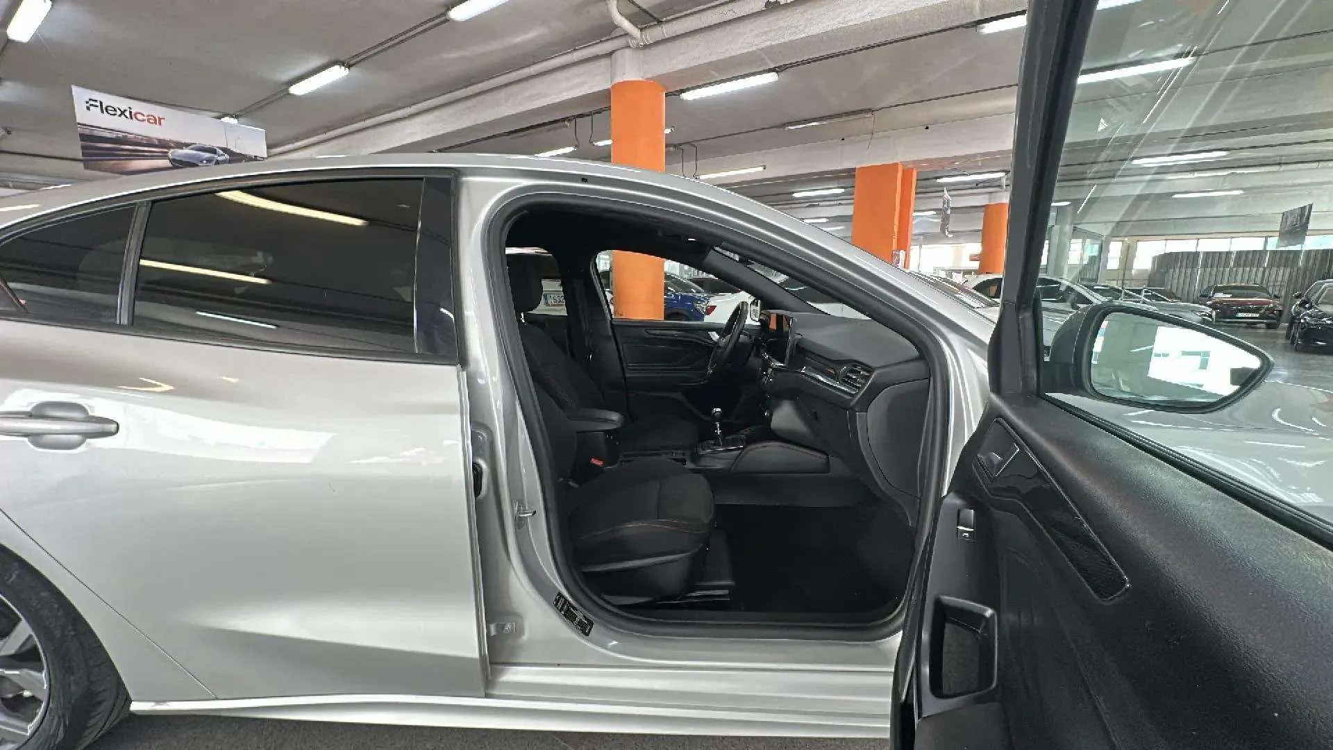 Ford Focus 1.0 EcoBoost MHEV Active Design SIP - foto 6