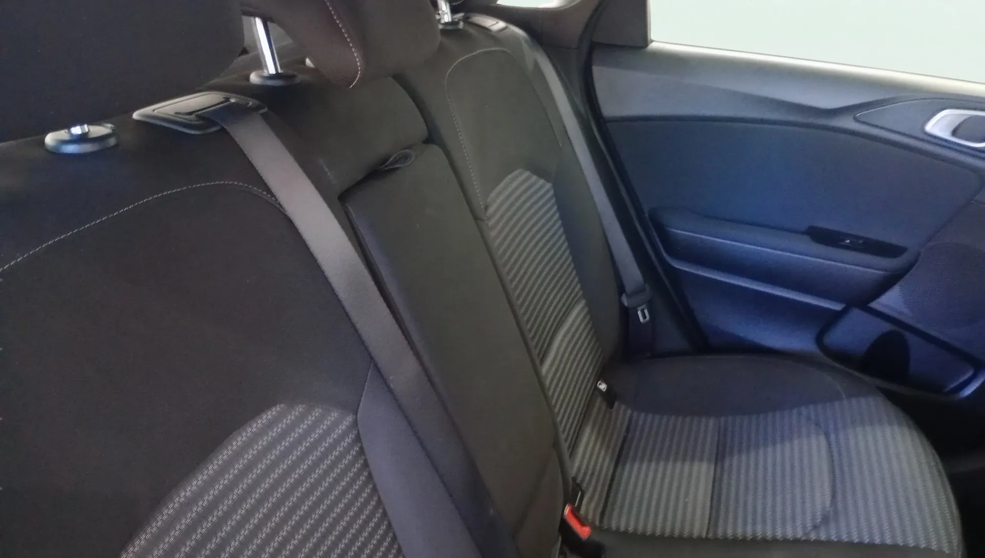 Kia Ceed 1.6 MHEV iMT Drive - foto 9