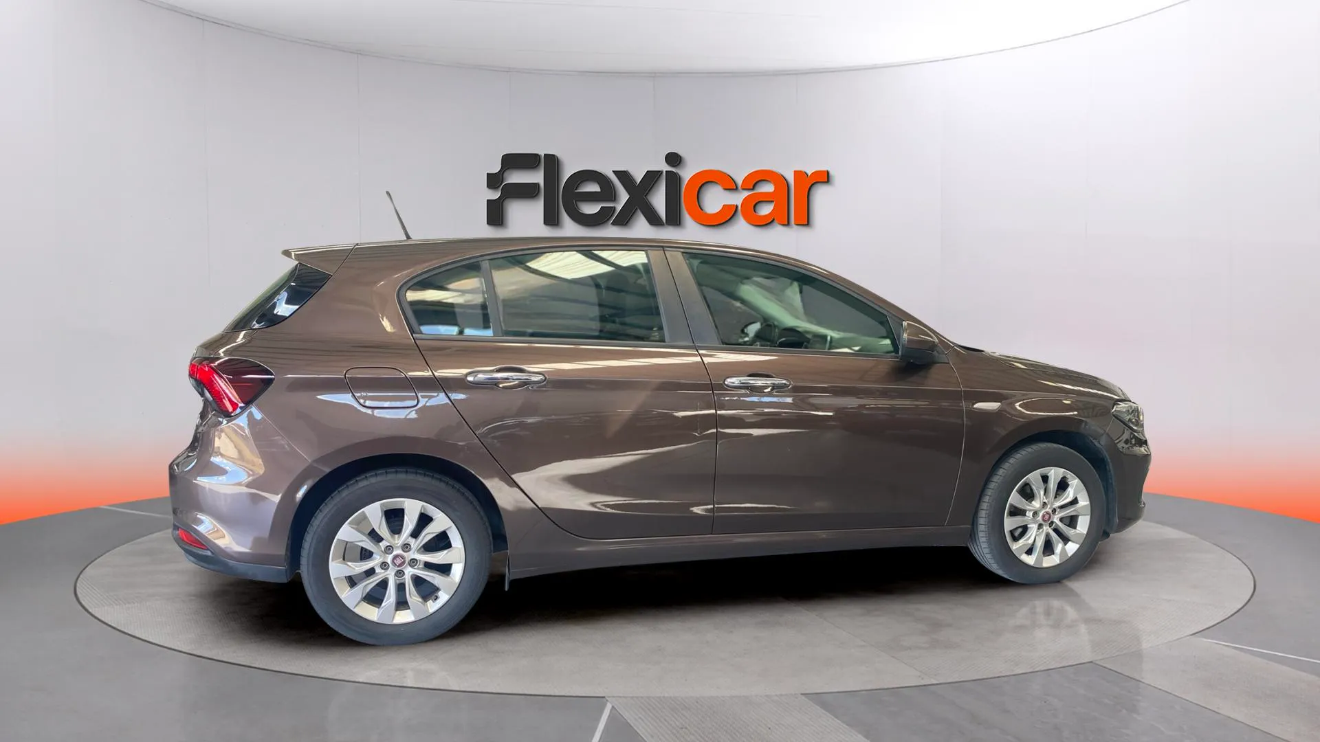 Fiat Tipo 1.3 Easy diesel Mjet - foto 8