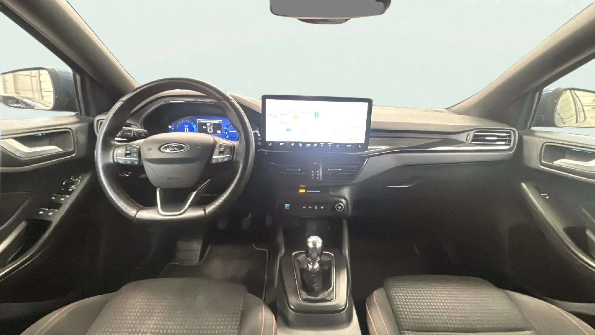 Ford Focus 1.0 EcoBoost MHEV ST-Line - foto 15