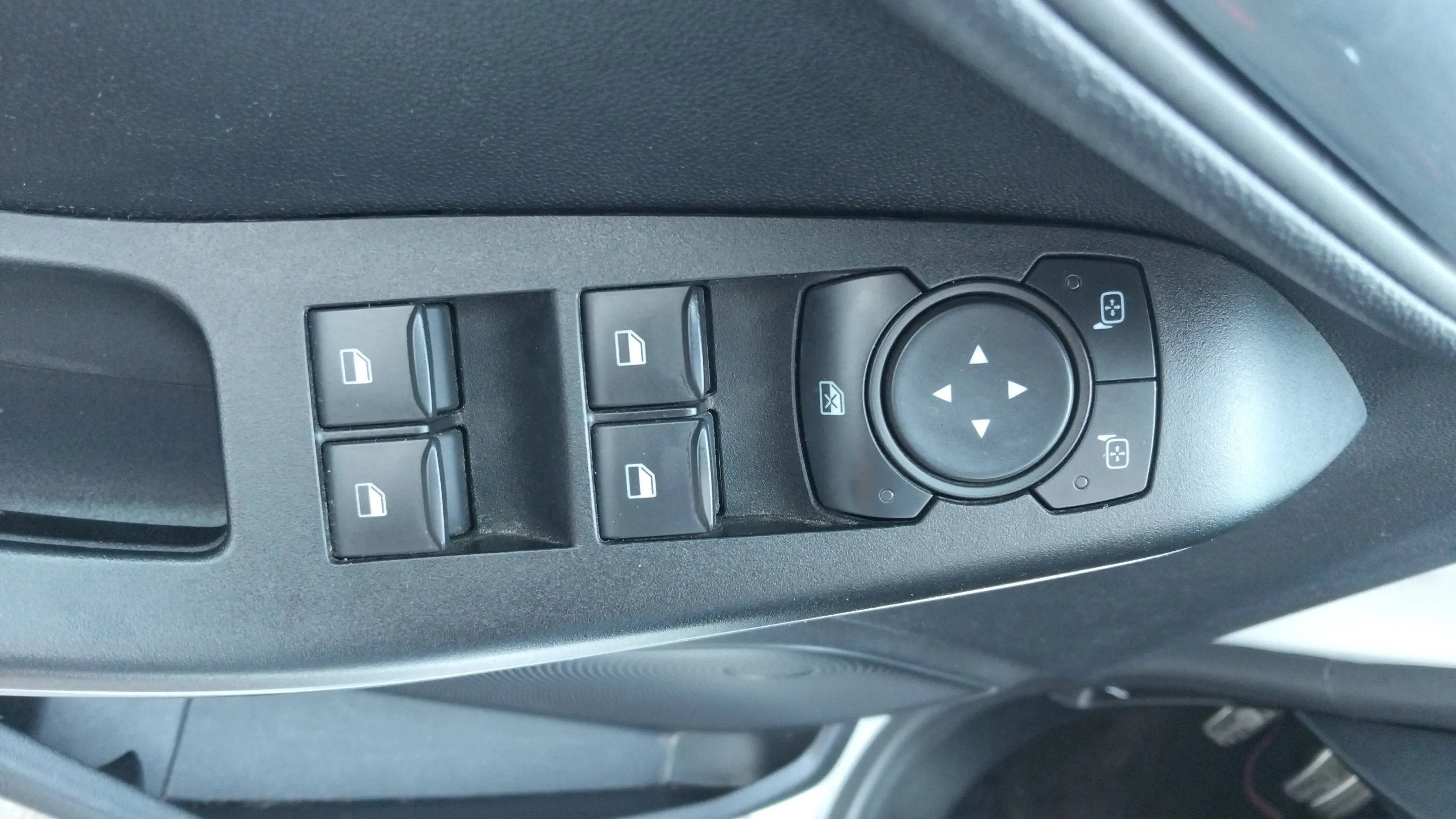 Ford Fiesta 1.0 EcoBoost MHEV ST-Line X - foto 19