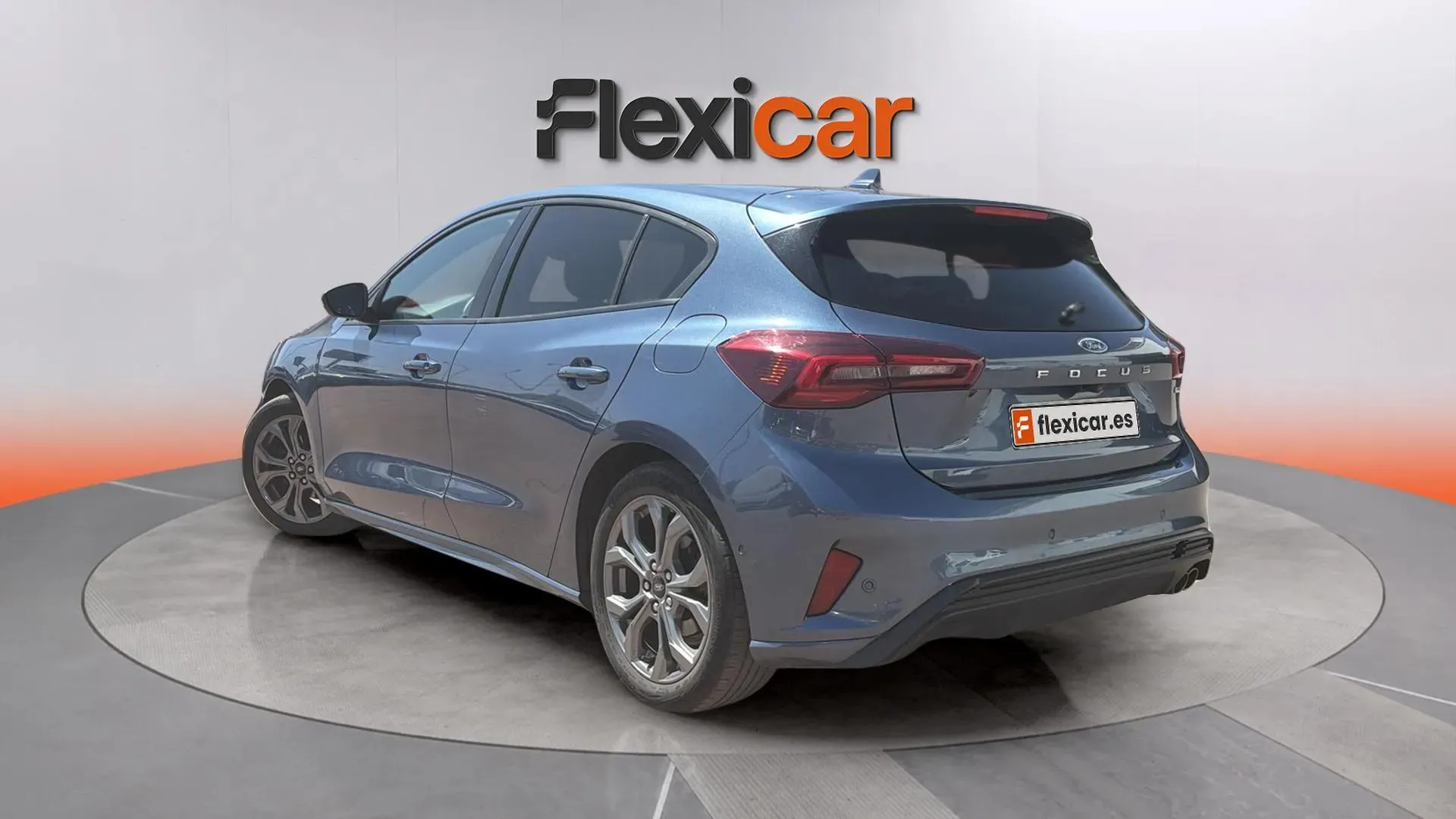 Ford Focus 1.0 EcoBoost MHEV ST-Line - foto 11
