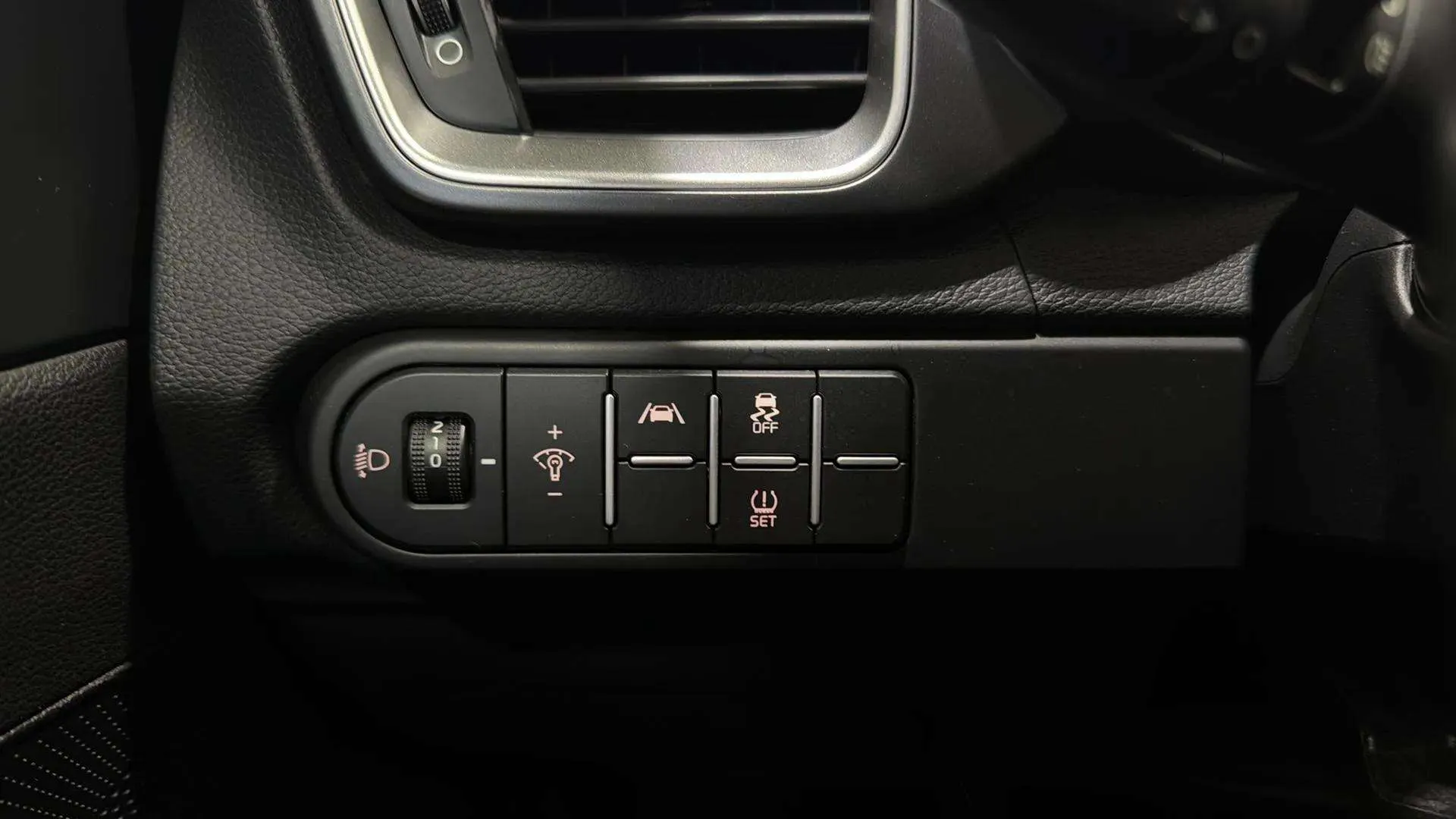 Kia Ceed 1.6 MHEV iMT Concept - foto 23