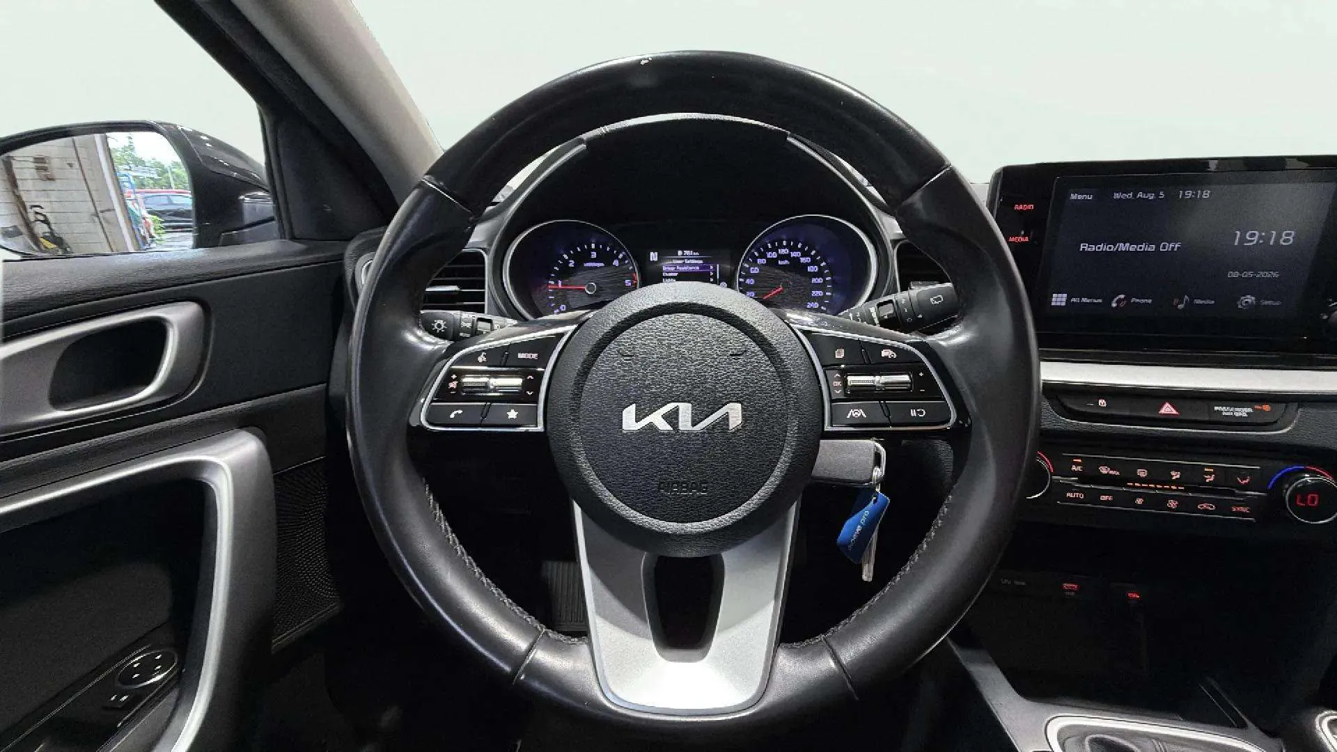 Kia Ceed 1.6 MHEV iMT Concept - foto 10