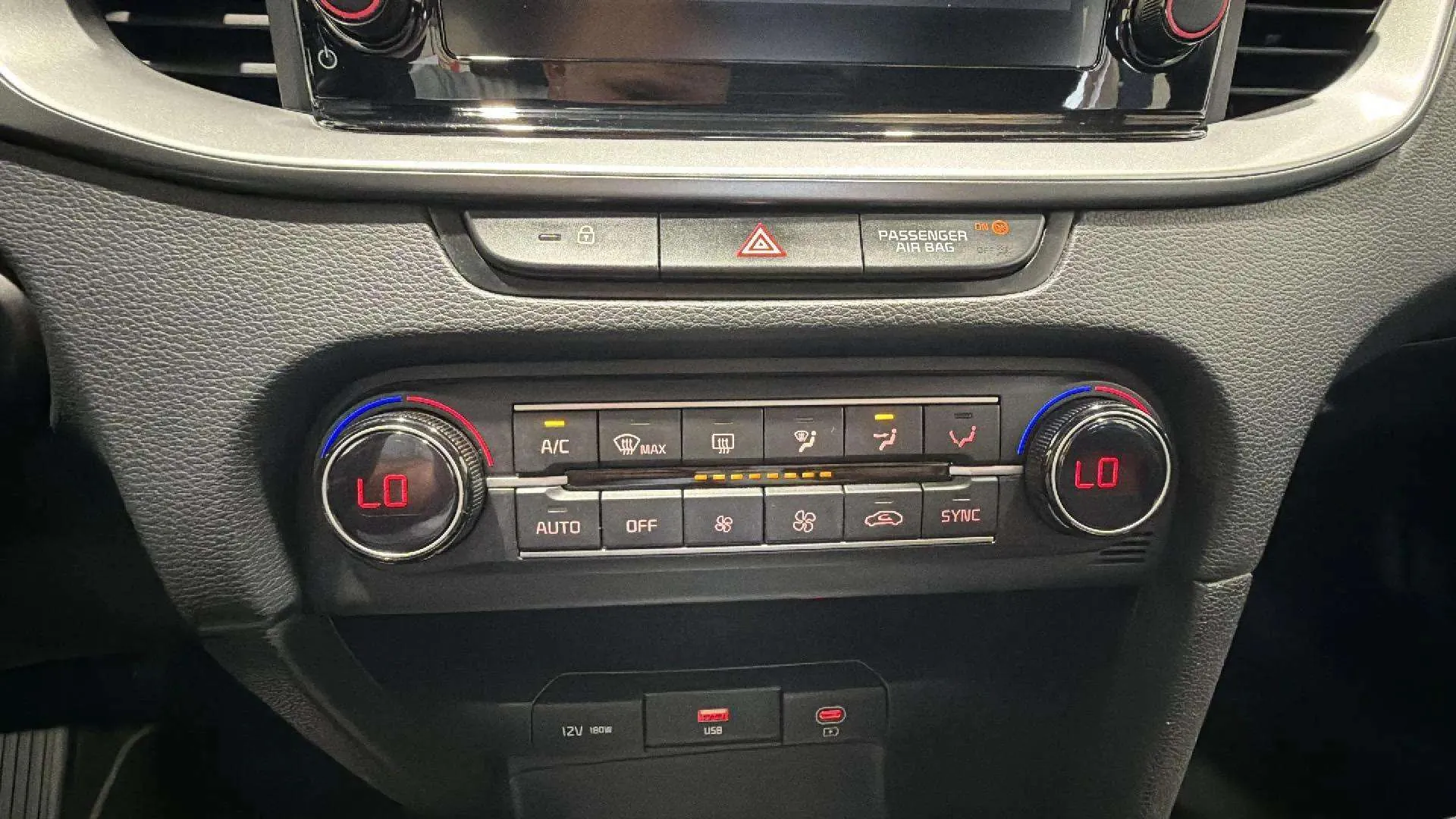 Kia Ceed 1.6 MHEV iMT Concept - foto 22