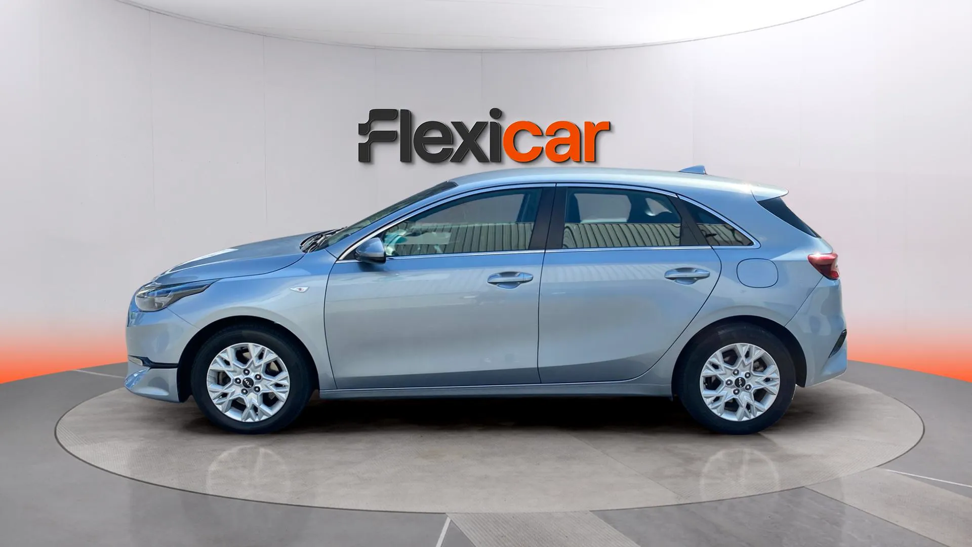 Kia Ceed 1.6 MHEV iMT Drive - foto 4