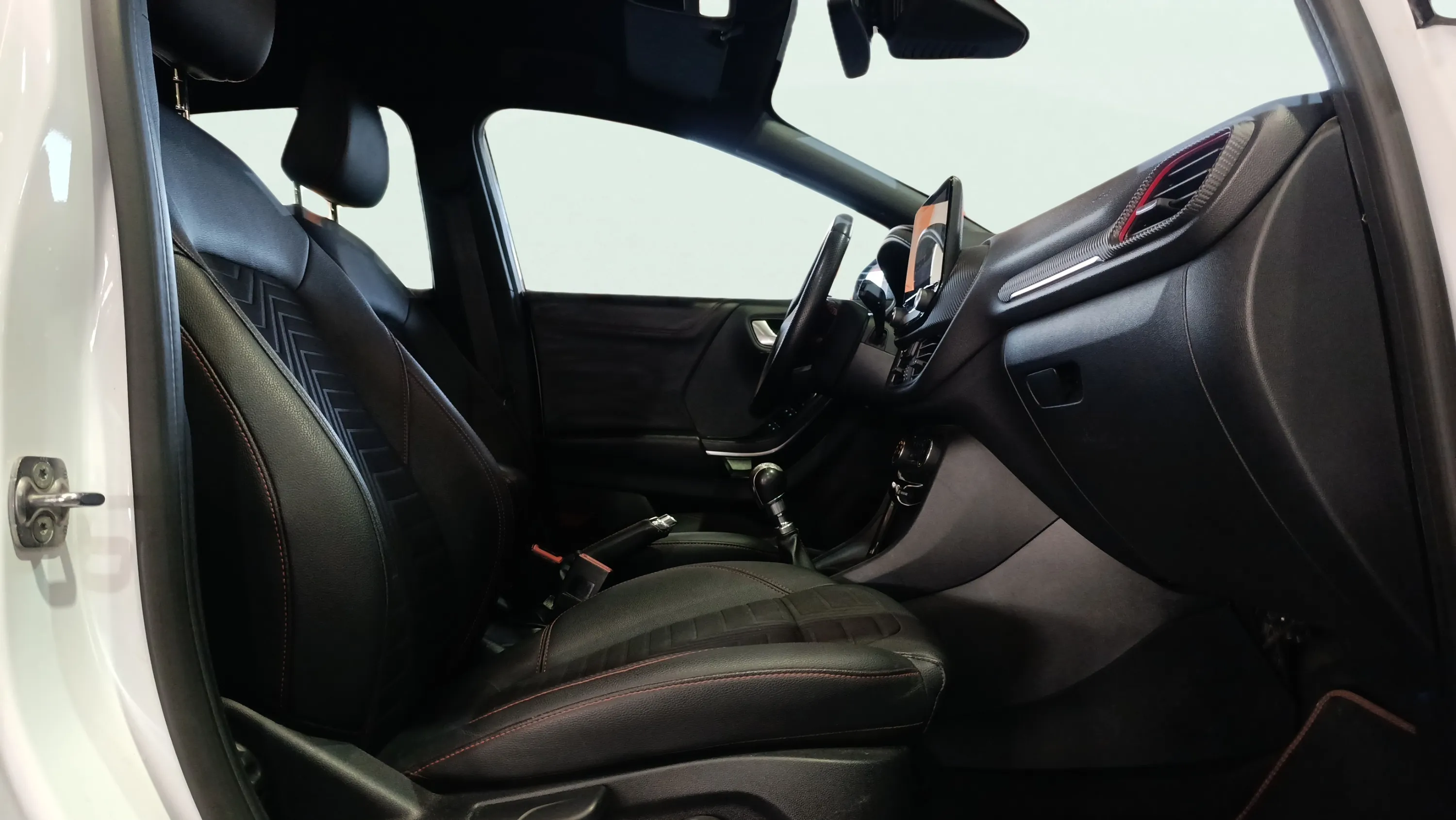 Ford Puma 1.0 EcoBoost ST-Line MHEV - foto 34