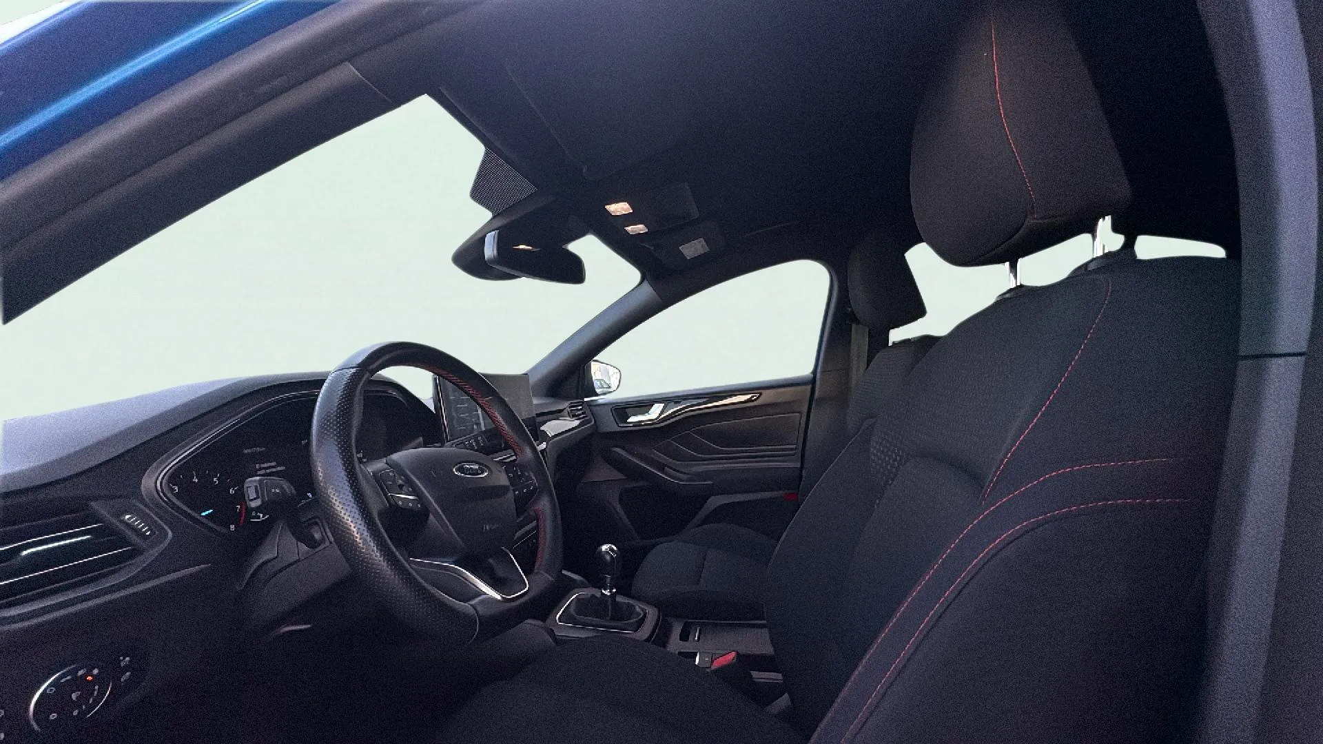 Ford Focus 1.0 EcoBoost MHEV ST-Line Design SIP - foto 10
