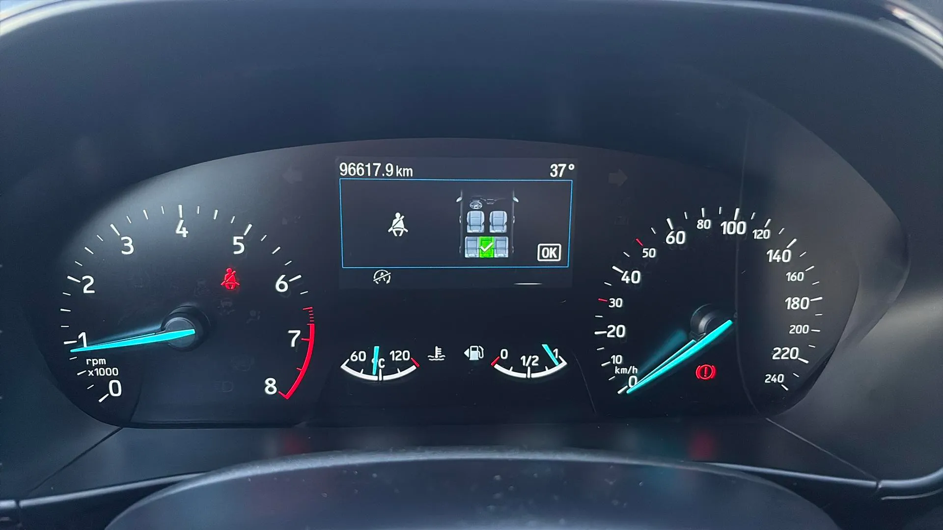 Ford Focus 1.0 EcoBoost MHEV ST-Line Design SIP - foto 7