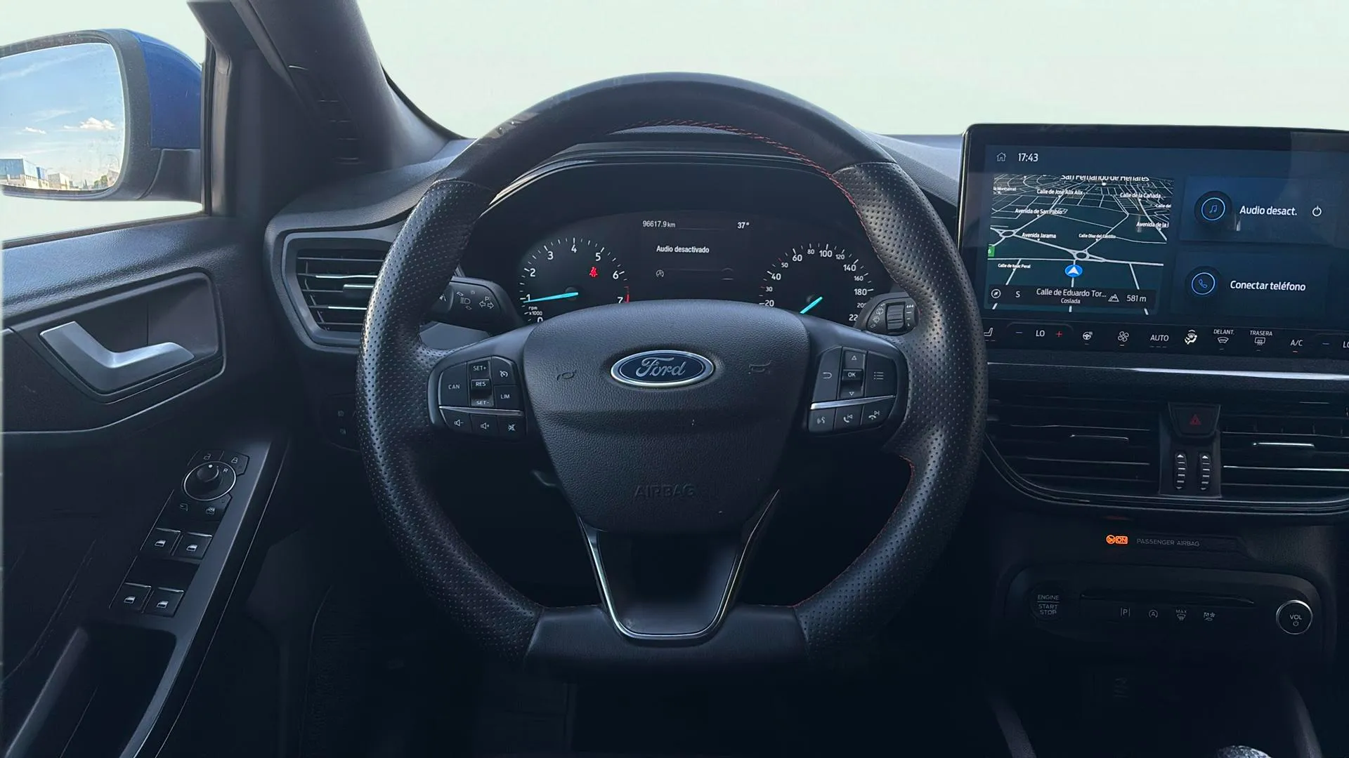 Ford Focus 1.0 EcoBoost MHEV ST-Line Design SIP - foto 6